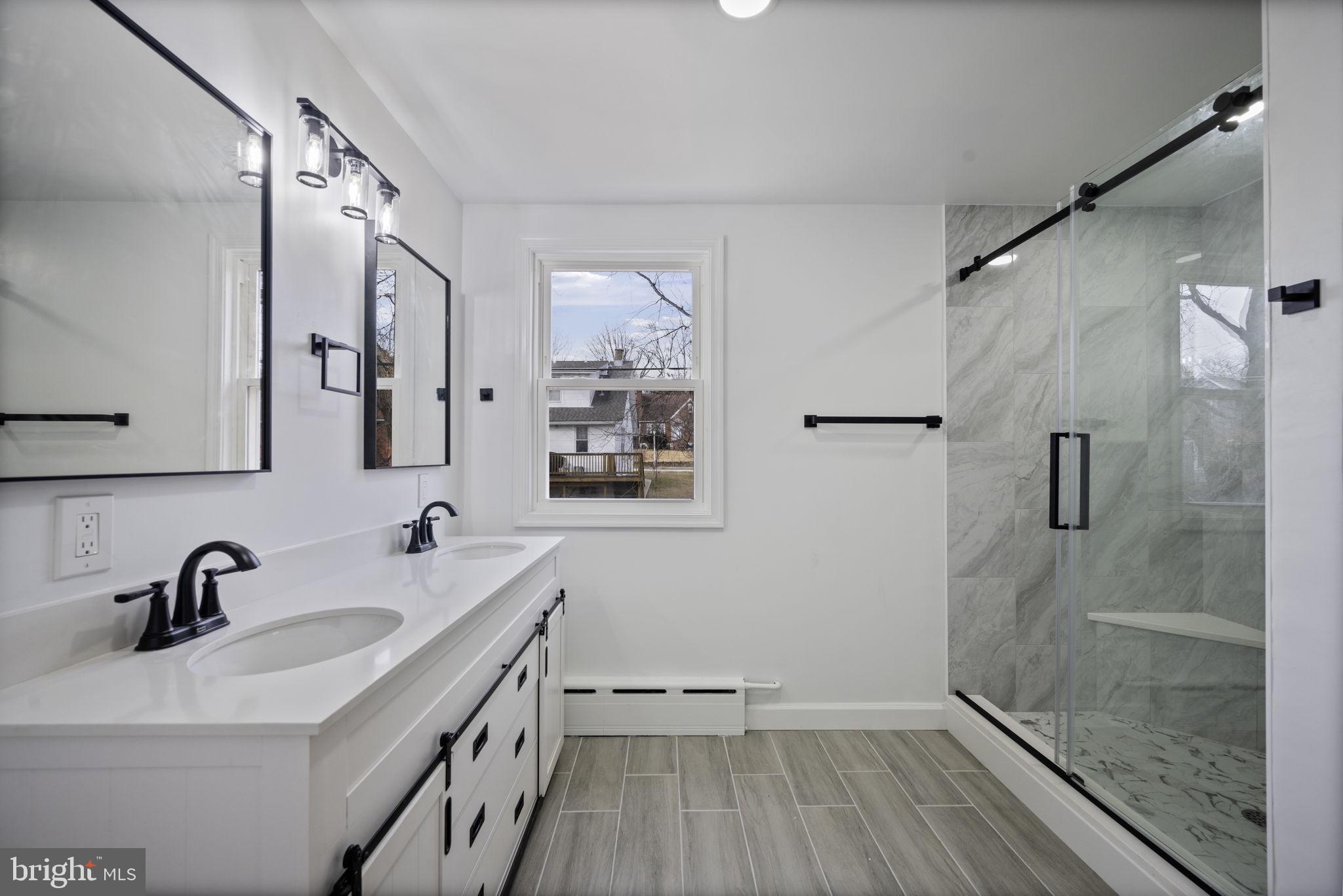 ANTHONYVILLE - Residential