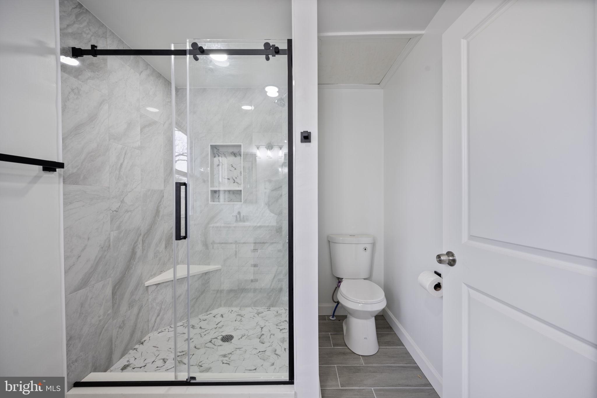 ANTHONYVILLE - Residential