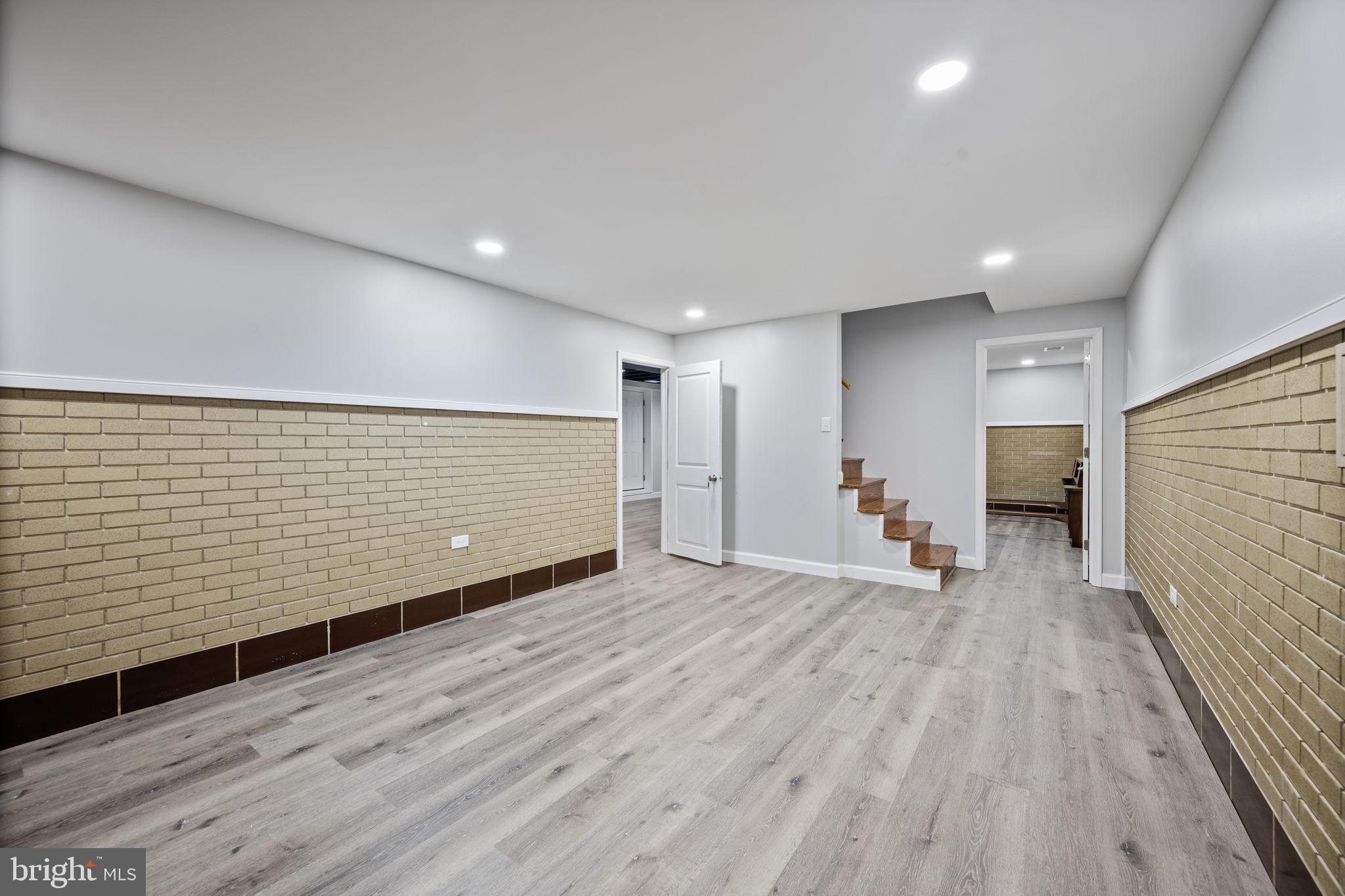 ANTHONYVILLE - Residential