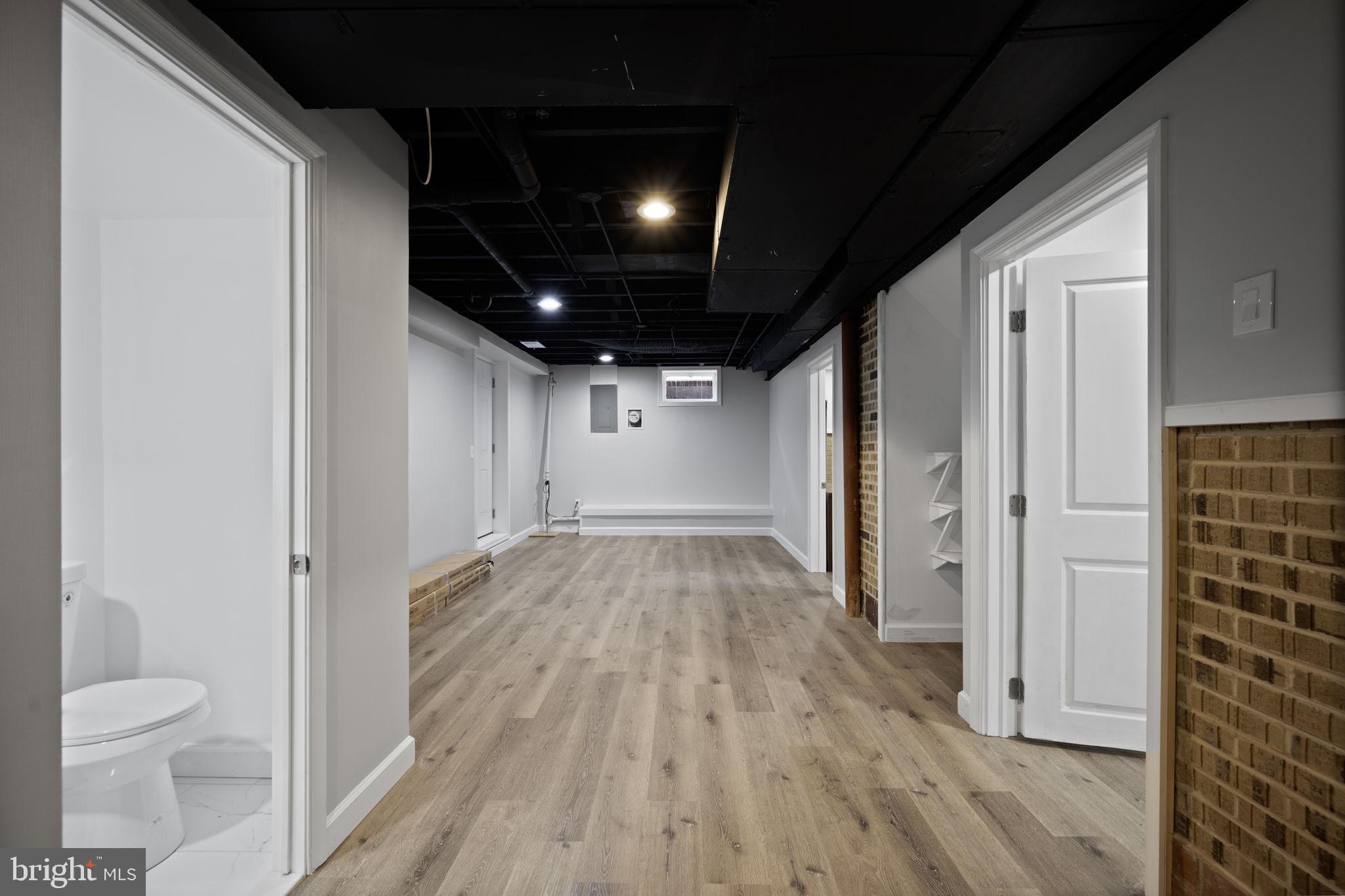 ANTHONYVILLE - Residential