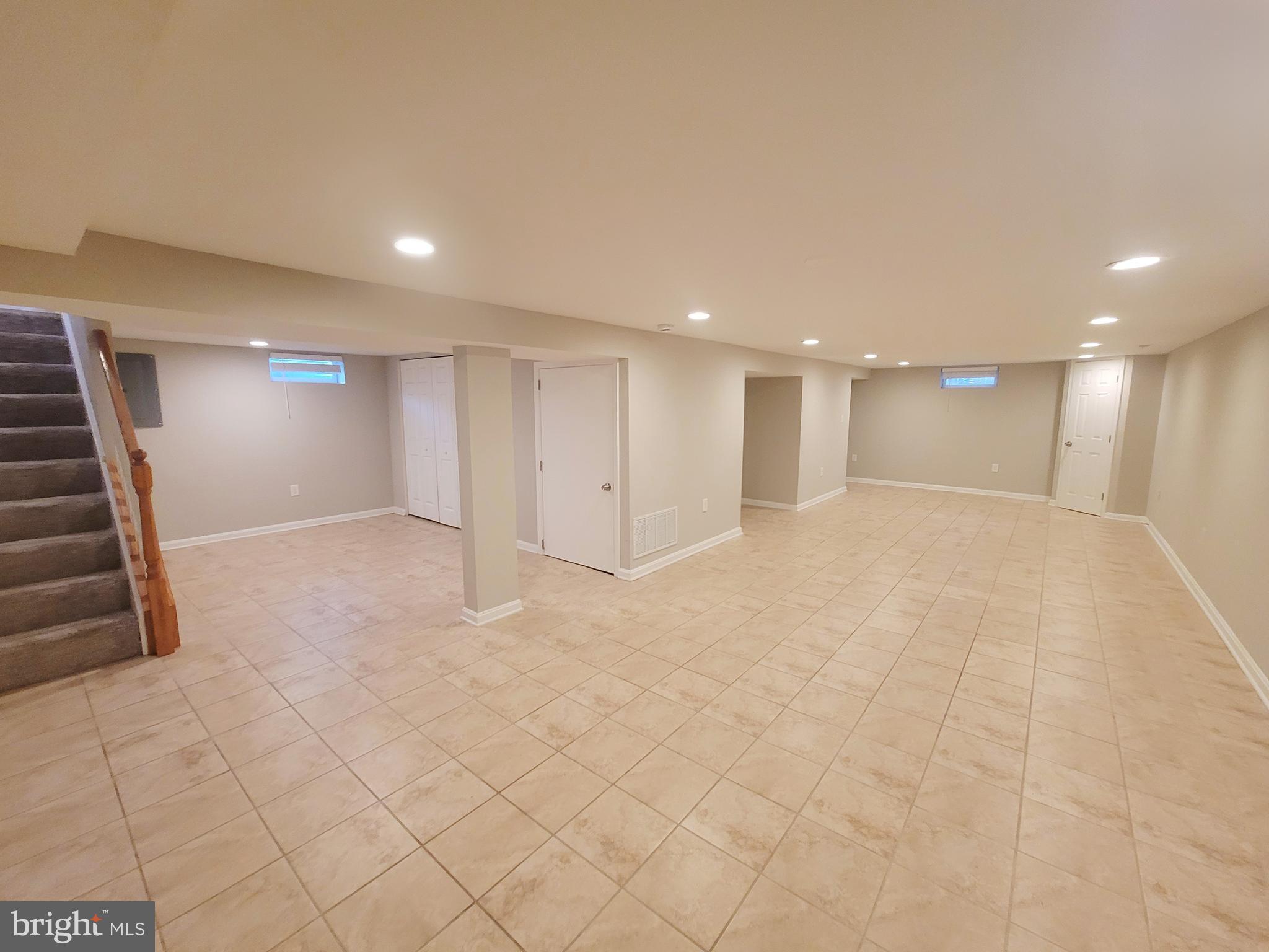 ARUNDEL GARDENS - Residential