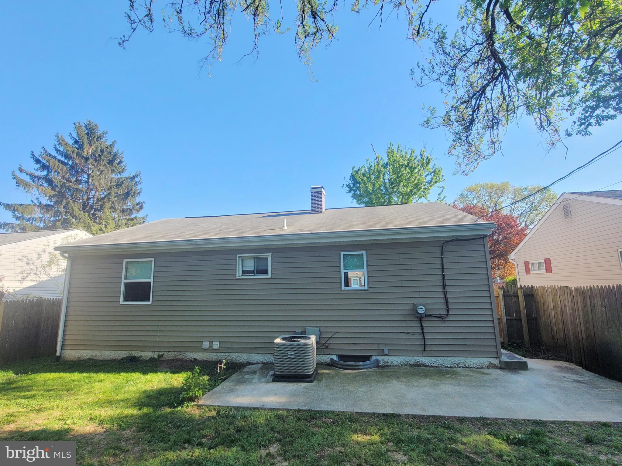 ARUNDEL GARDENS - Residential