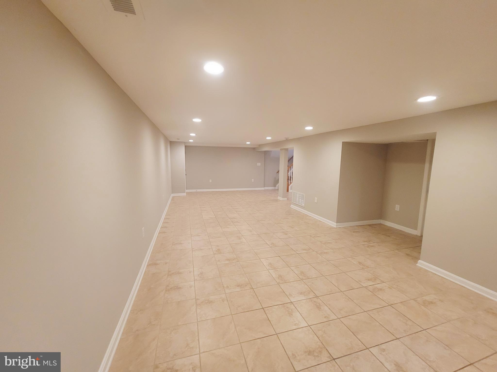 ARUNDEL GARDENS - Residential