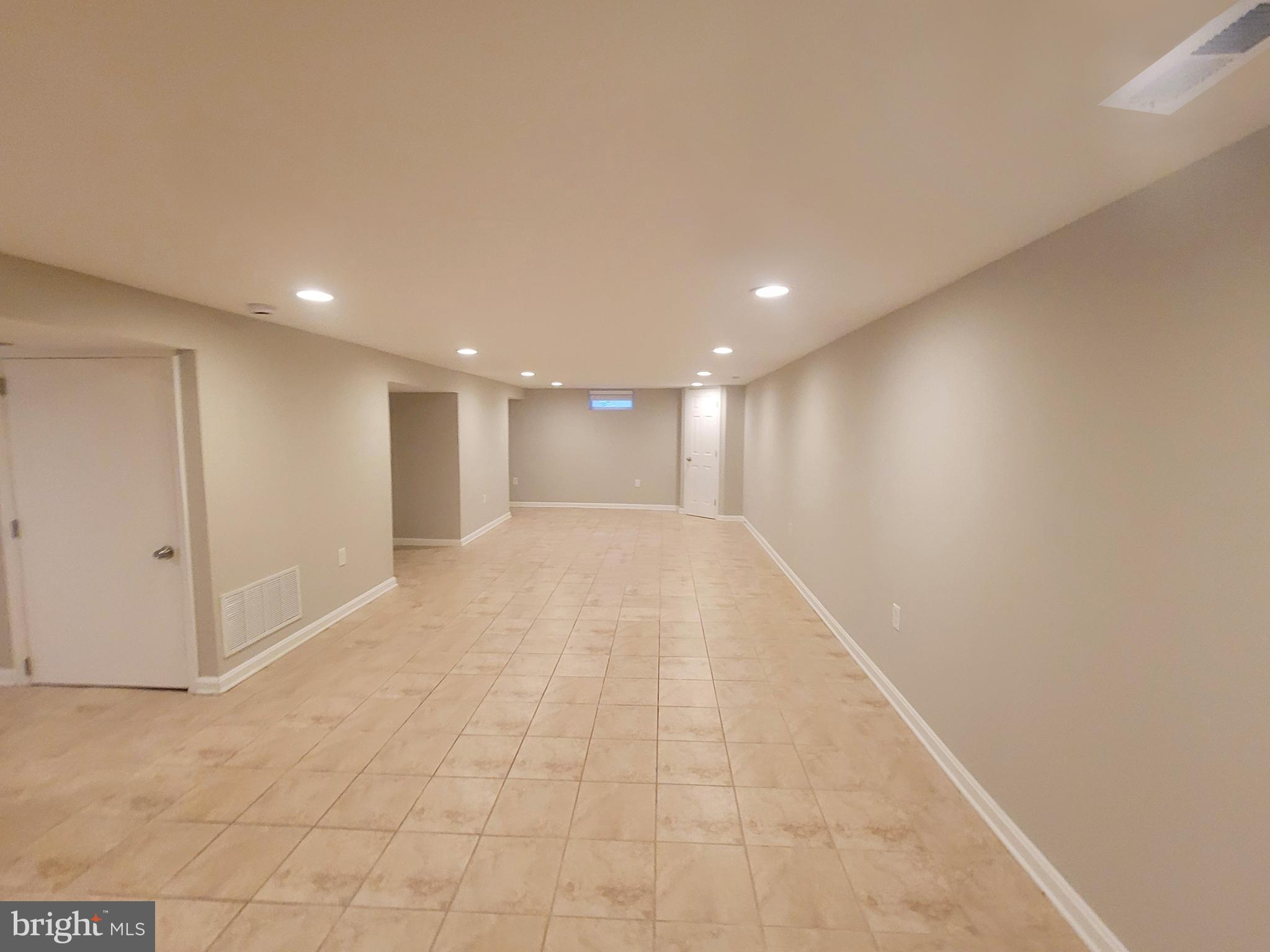 ARUNDEL GARDENS - Residential