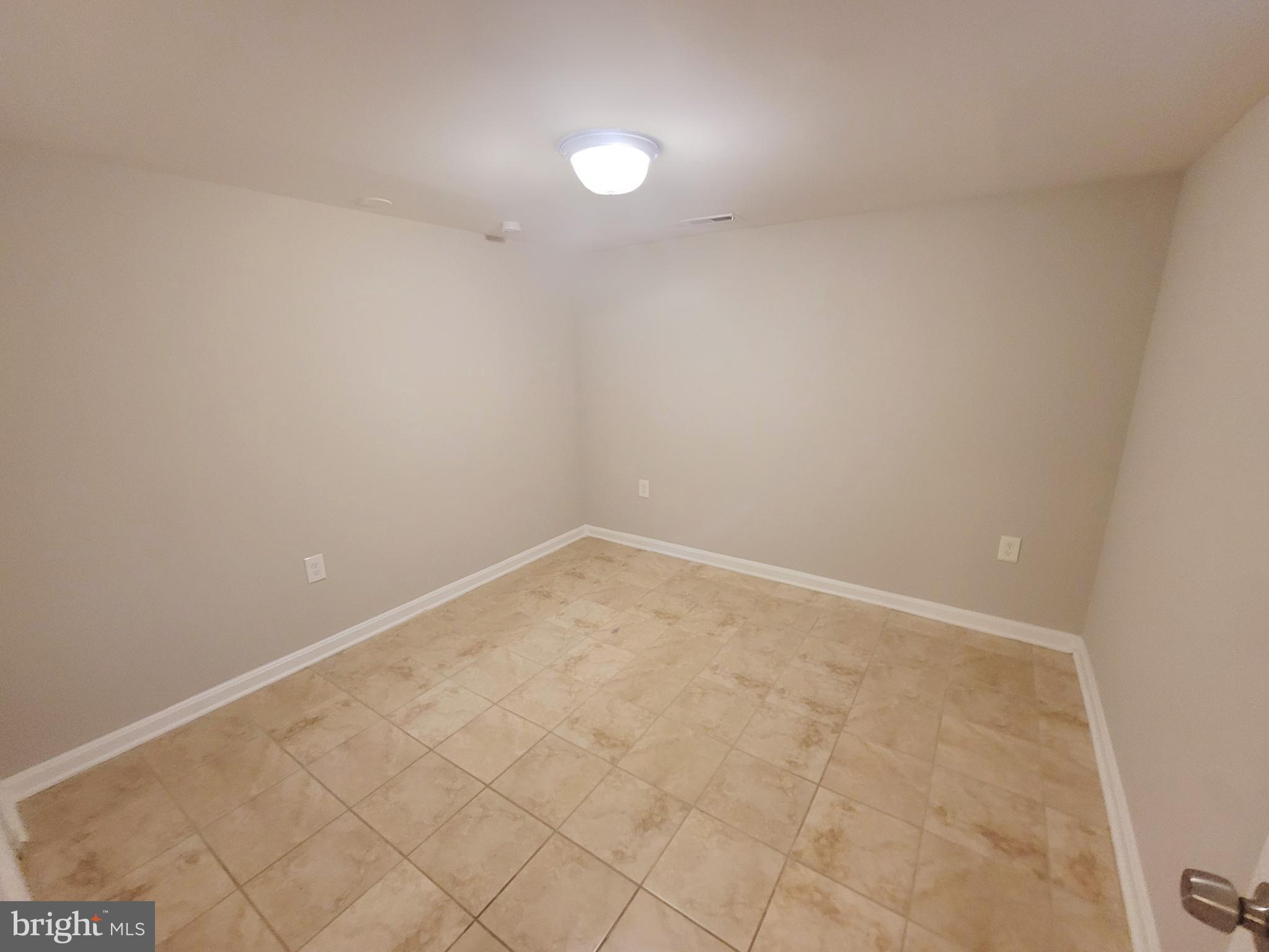 ARUNDEL GARDENS - Residential