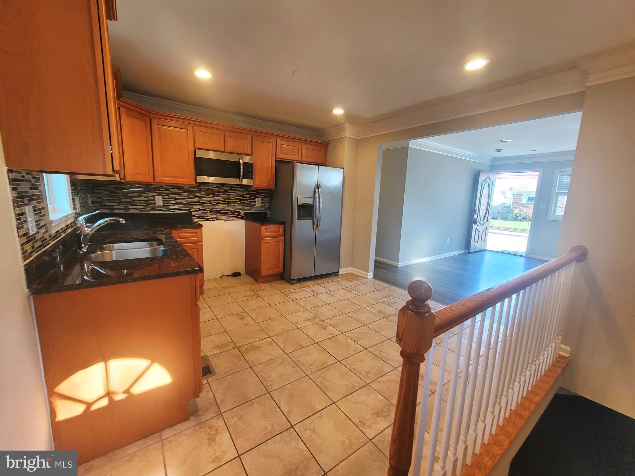 ARUNDEL GARDENS - Residential