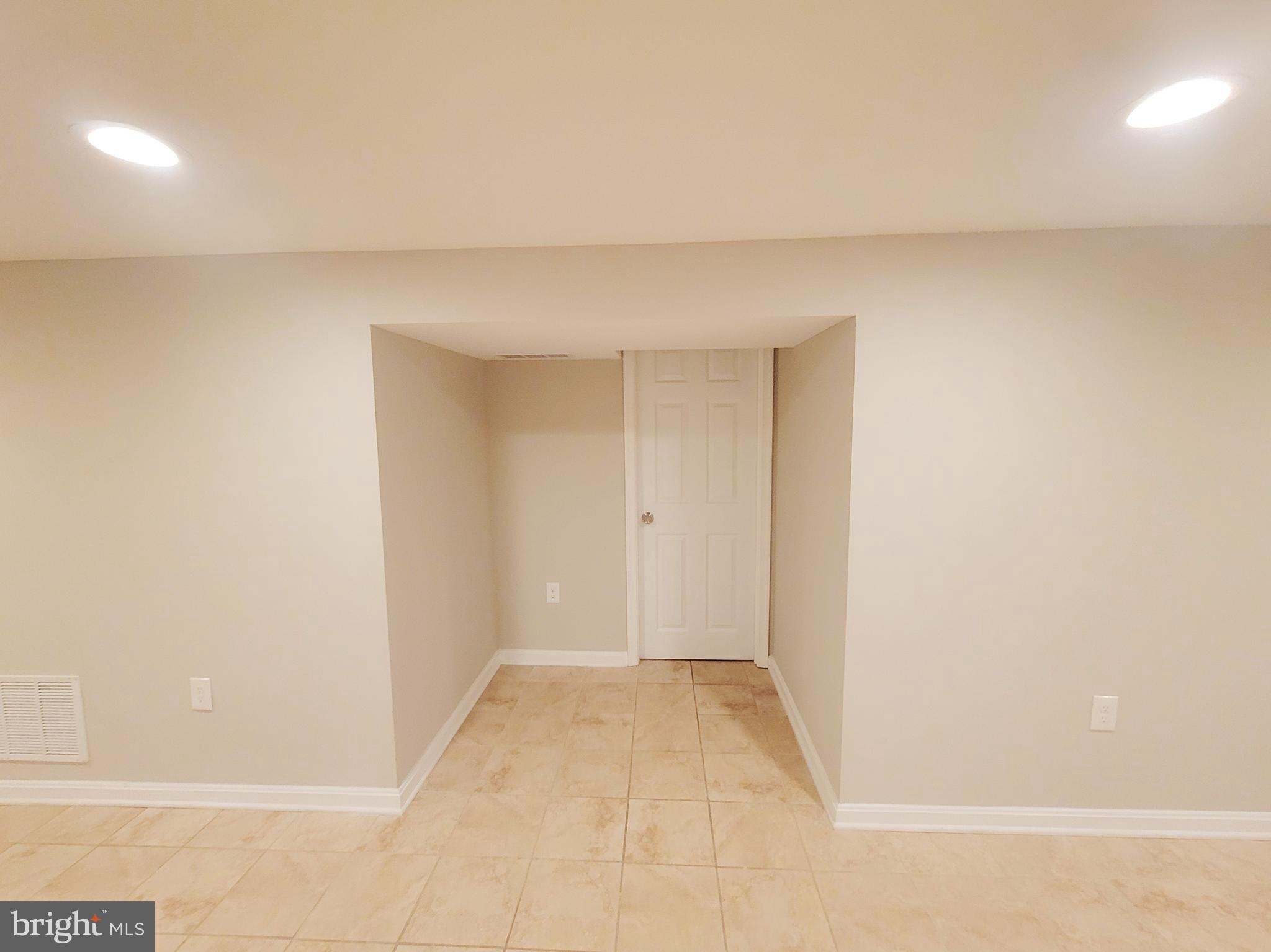 ARUNDEL GARDENS - Residential