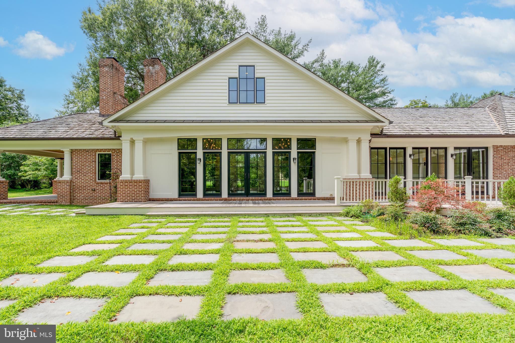 AVENEL - Residential