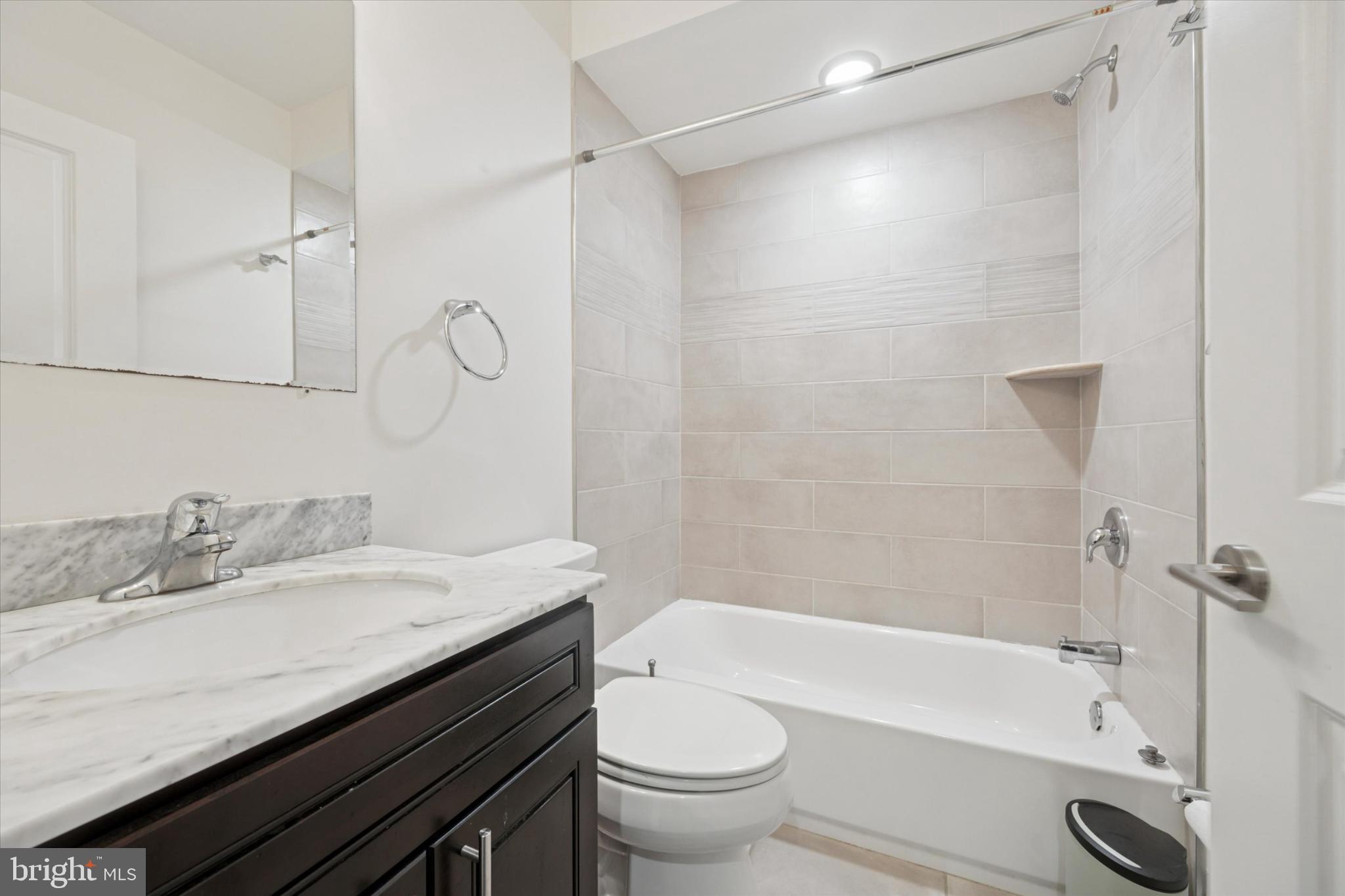 WEST POPLAR - Residential Lease