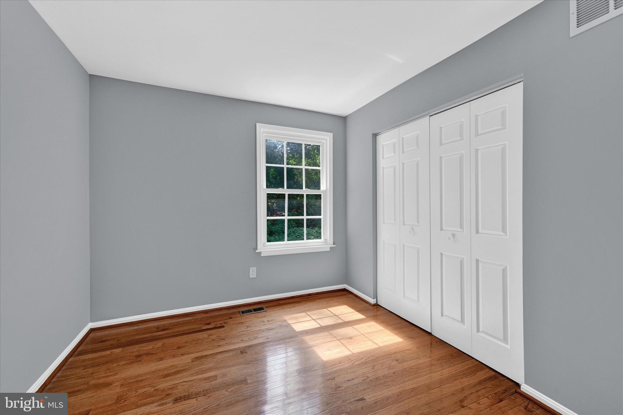 VILLAGE OF WHITE OAK - Residential