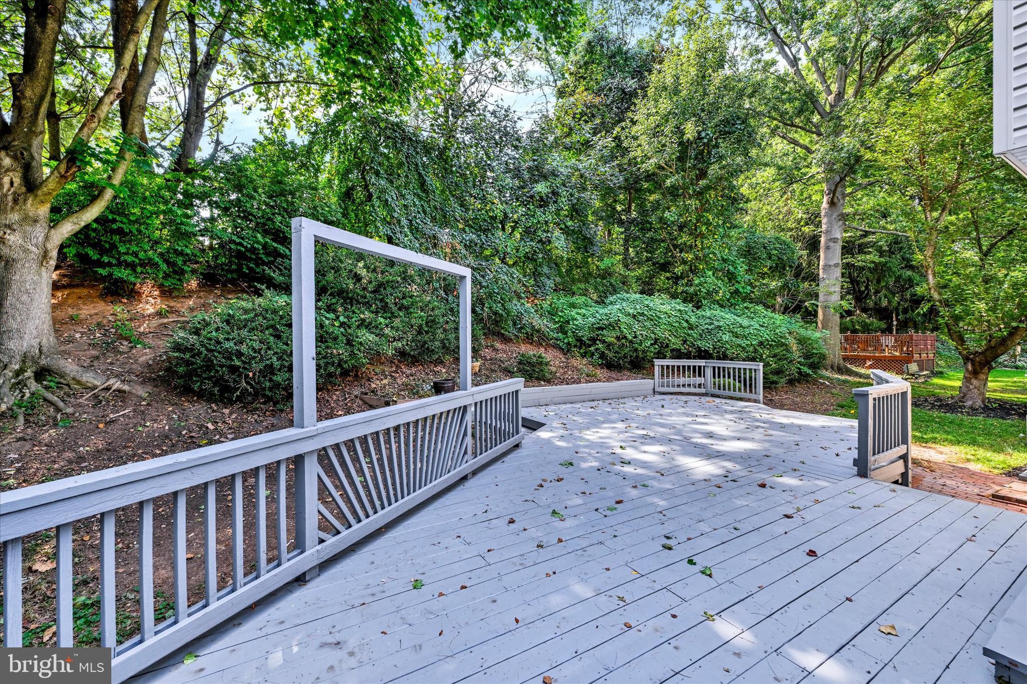 VILLAGE OF WHITE OAK - Residential