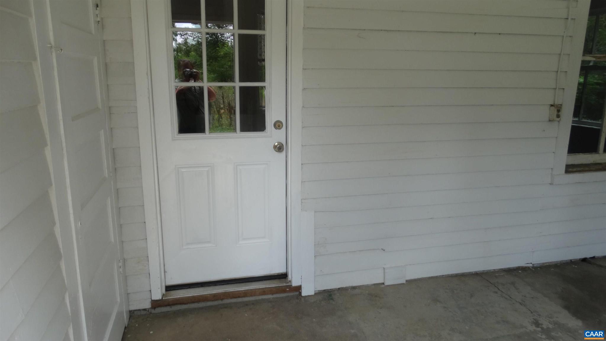 UNKNOWN - Residential Lease