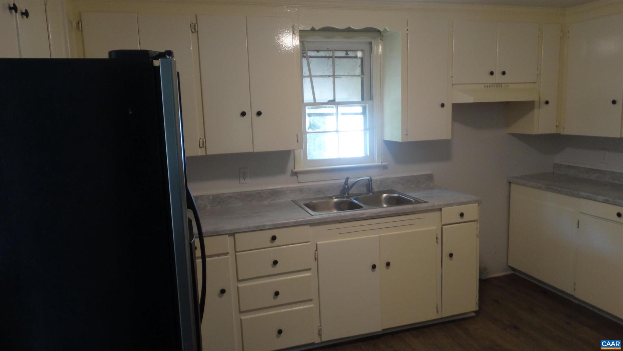 UNKNOWN - Residential Lease