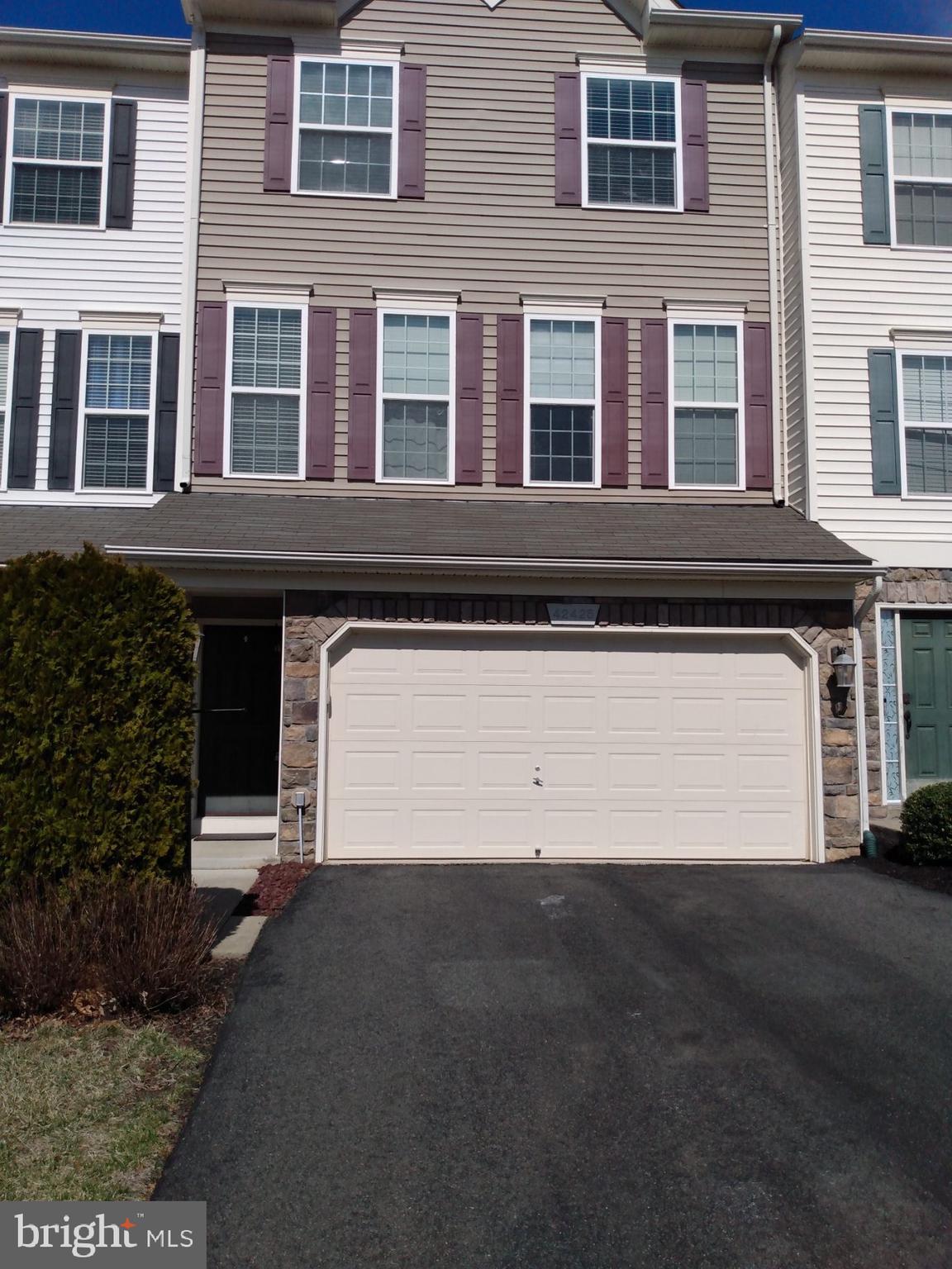 BELMONT TRACE - Residential Lease