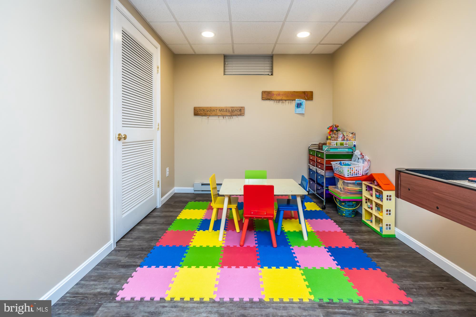 BROOK CROSSING - Residential