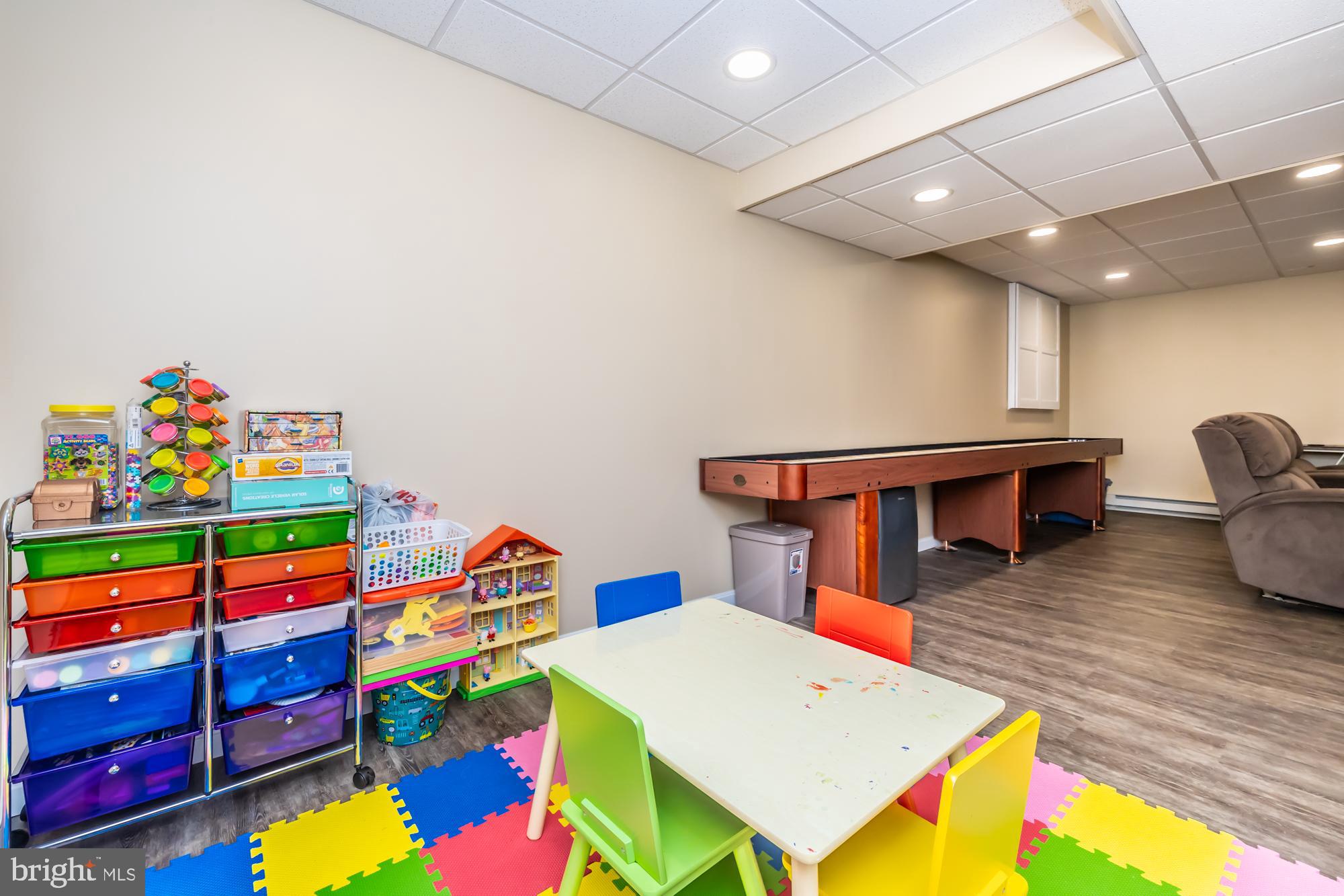 BROOK CROSSING - Residential