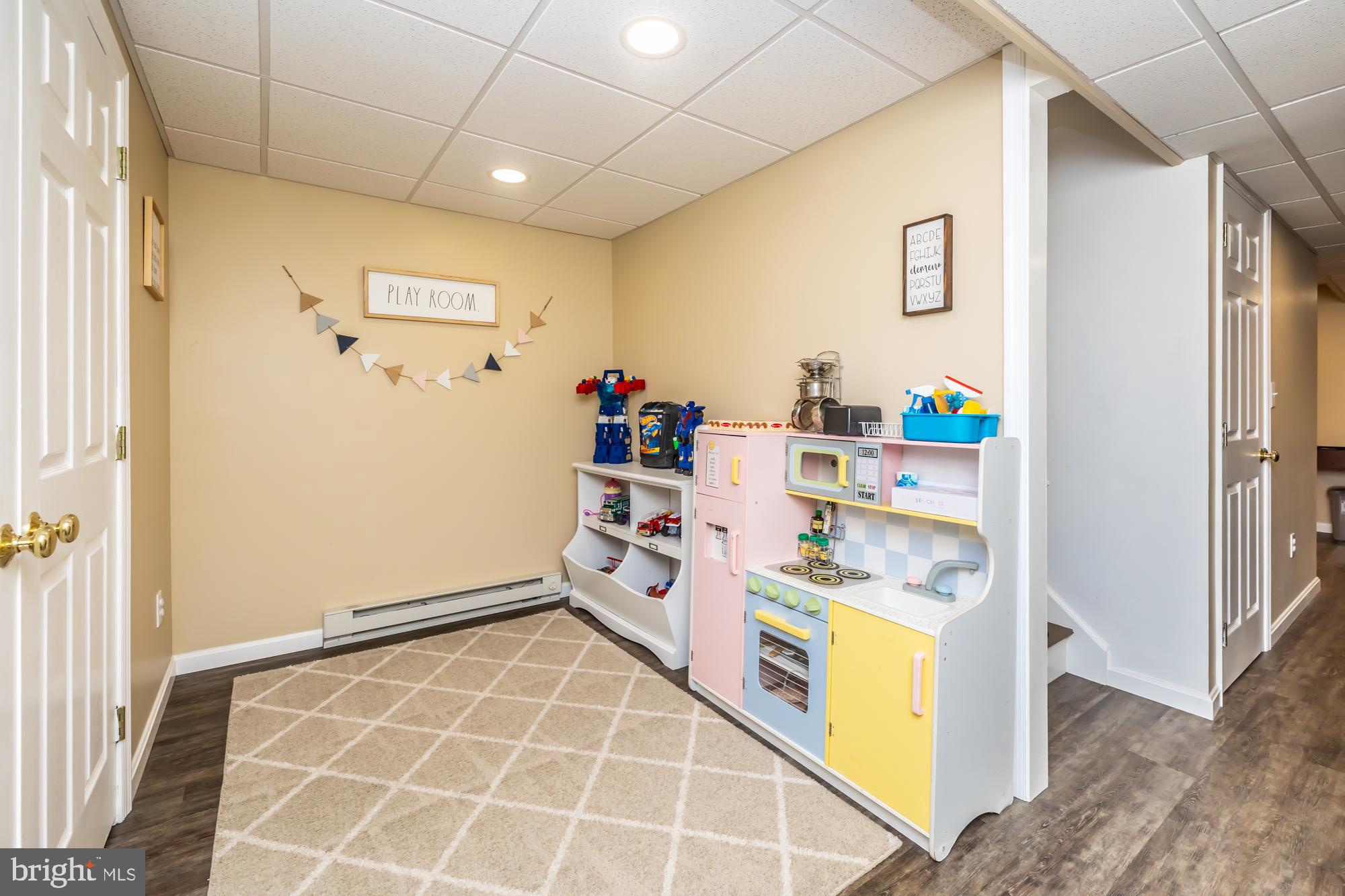 BROOK CROSSING - Residential