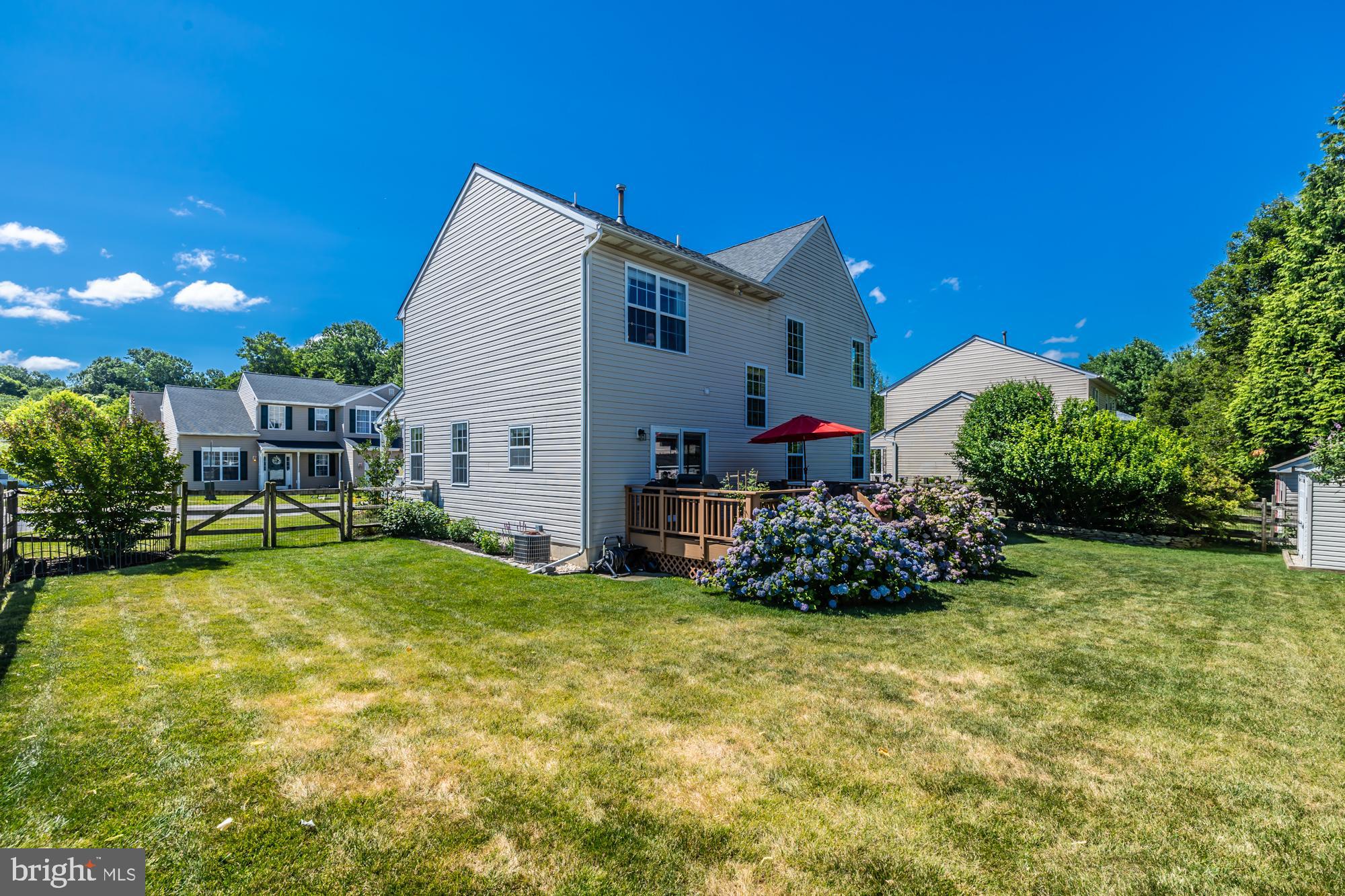 BROOK CROSSING - Residential