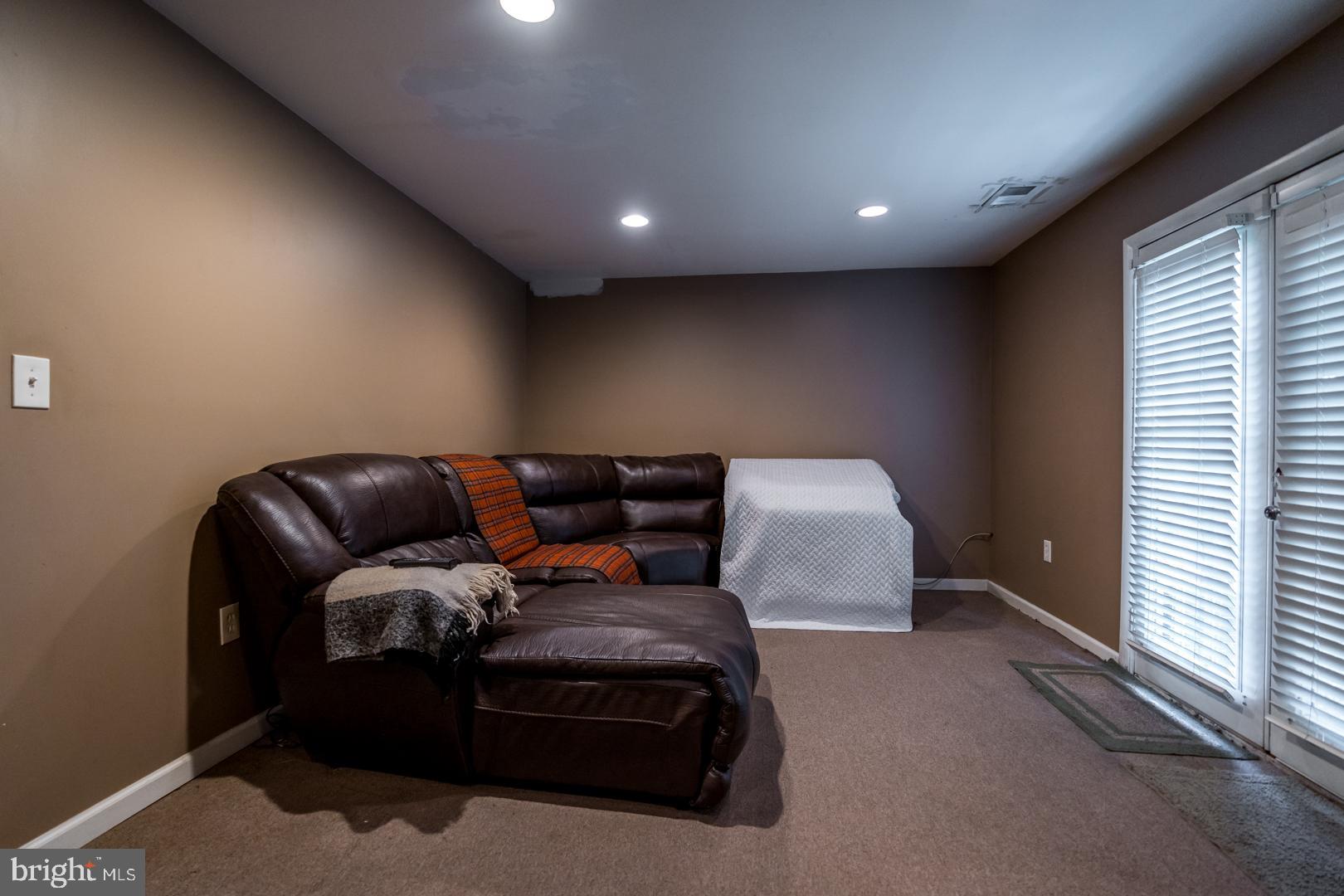 PINES OF LAUREL - Residential