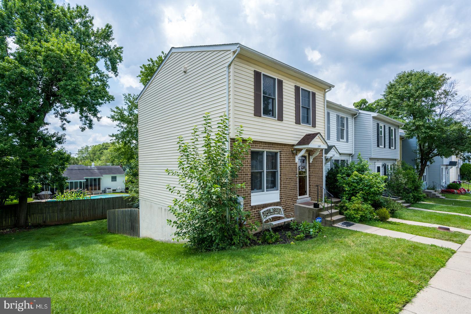 PINES OF LAUREL - Residential