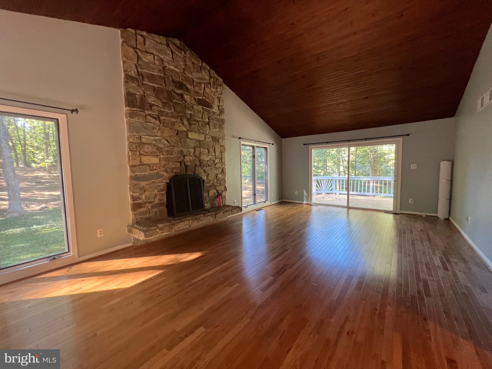 FAIRFAX COUNTY - Residential Lease