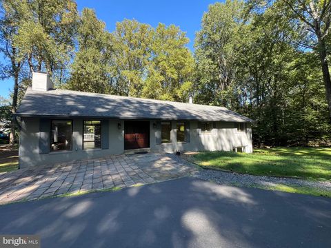 247 SPRINGVALE ROAD GREAT FALLS VA 22066