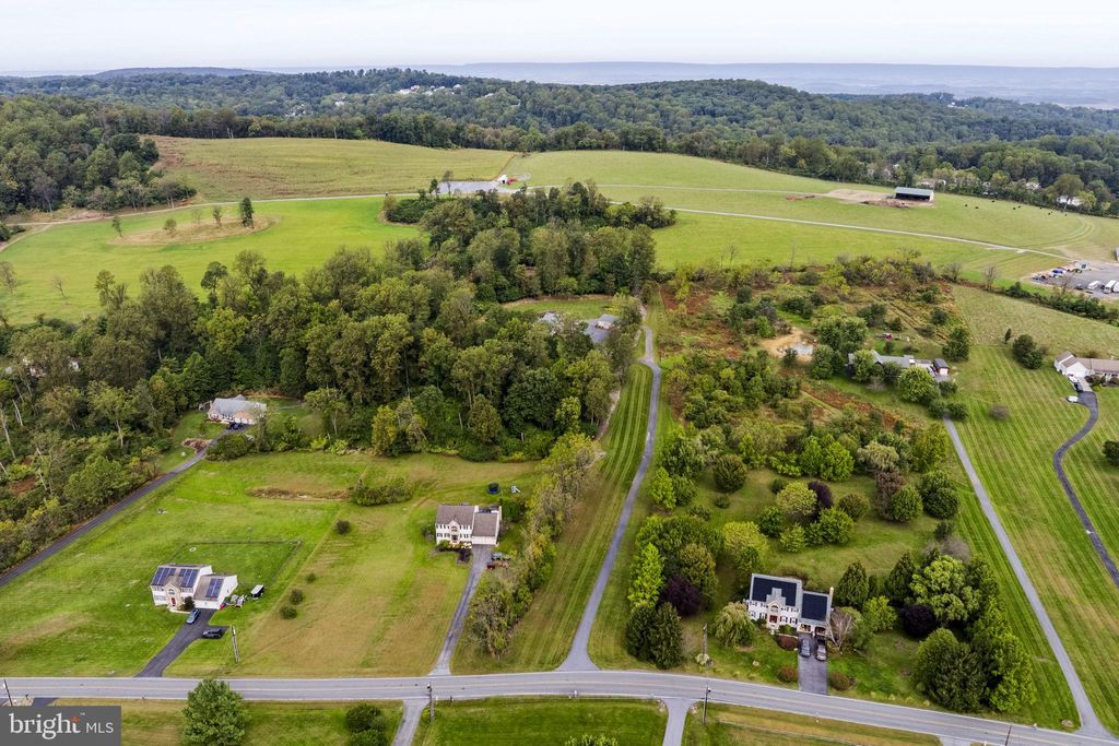 Photo of 259 Mountain Top Road, REINHOLDS, PA 17569 (MLS # PABK2064530)