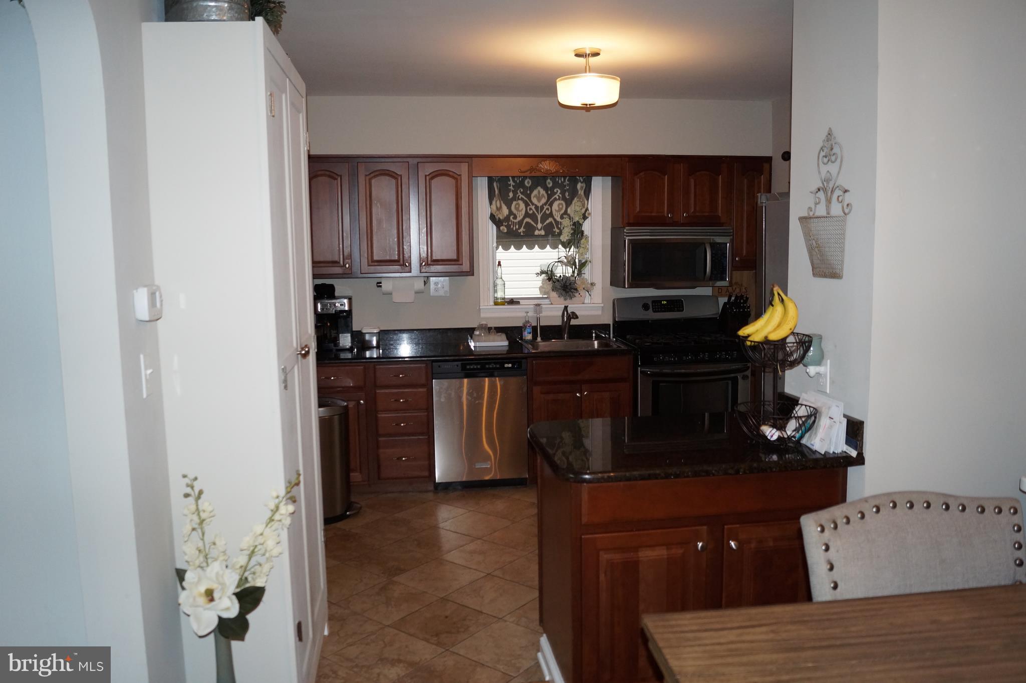 OAKLAND TERRACE - Residential