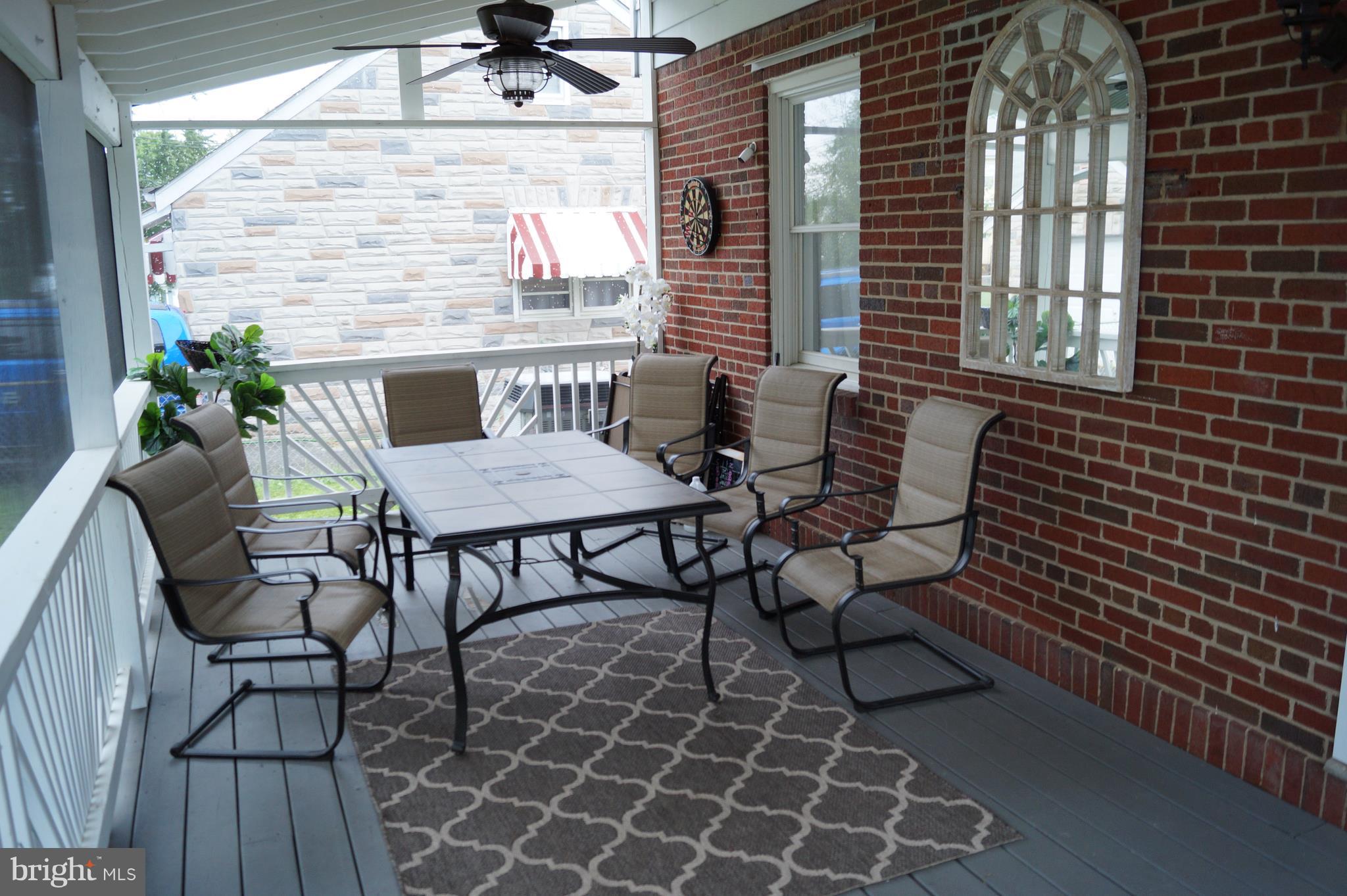 OAKLAND TERRACE - Residential