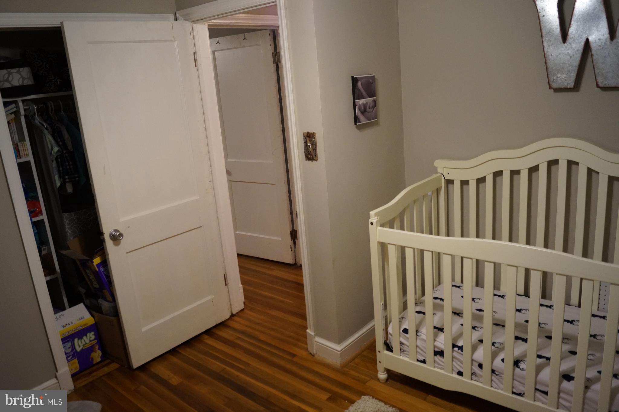 OAKLAND TERRACE - Residential