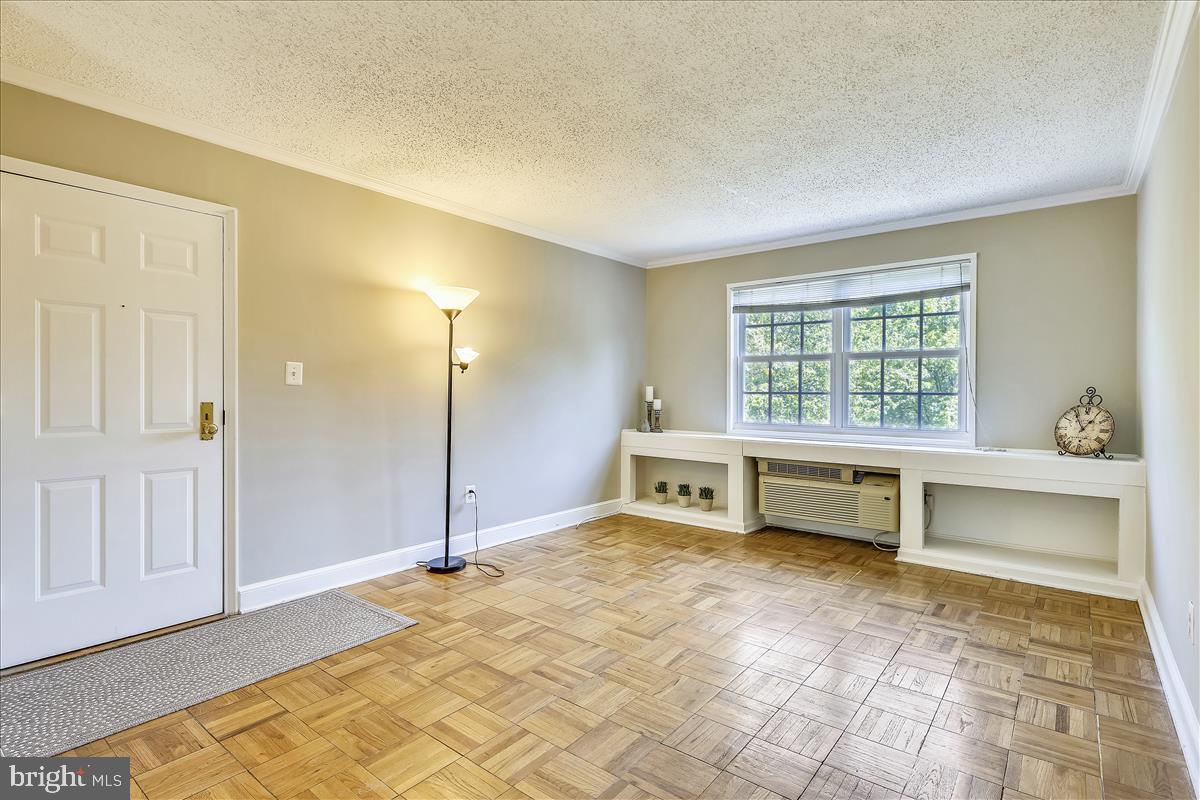 POTOWMACK CROSSING - Residential