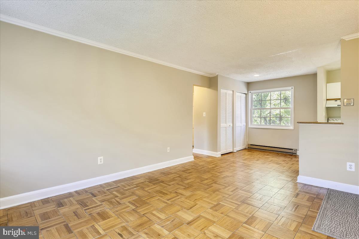 POTOWMACK CROSSING - Residential