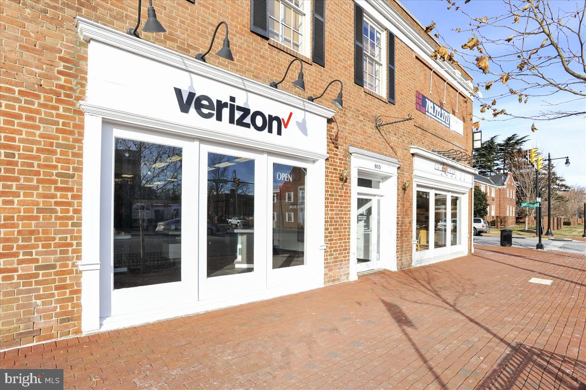 POTOWMACK CROSSING - Residential