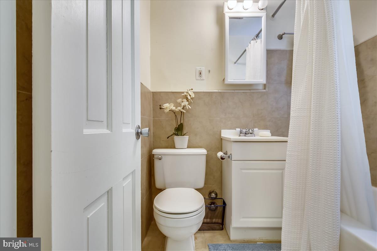 POTOWMACK CROSSING - Residential