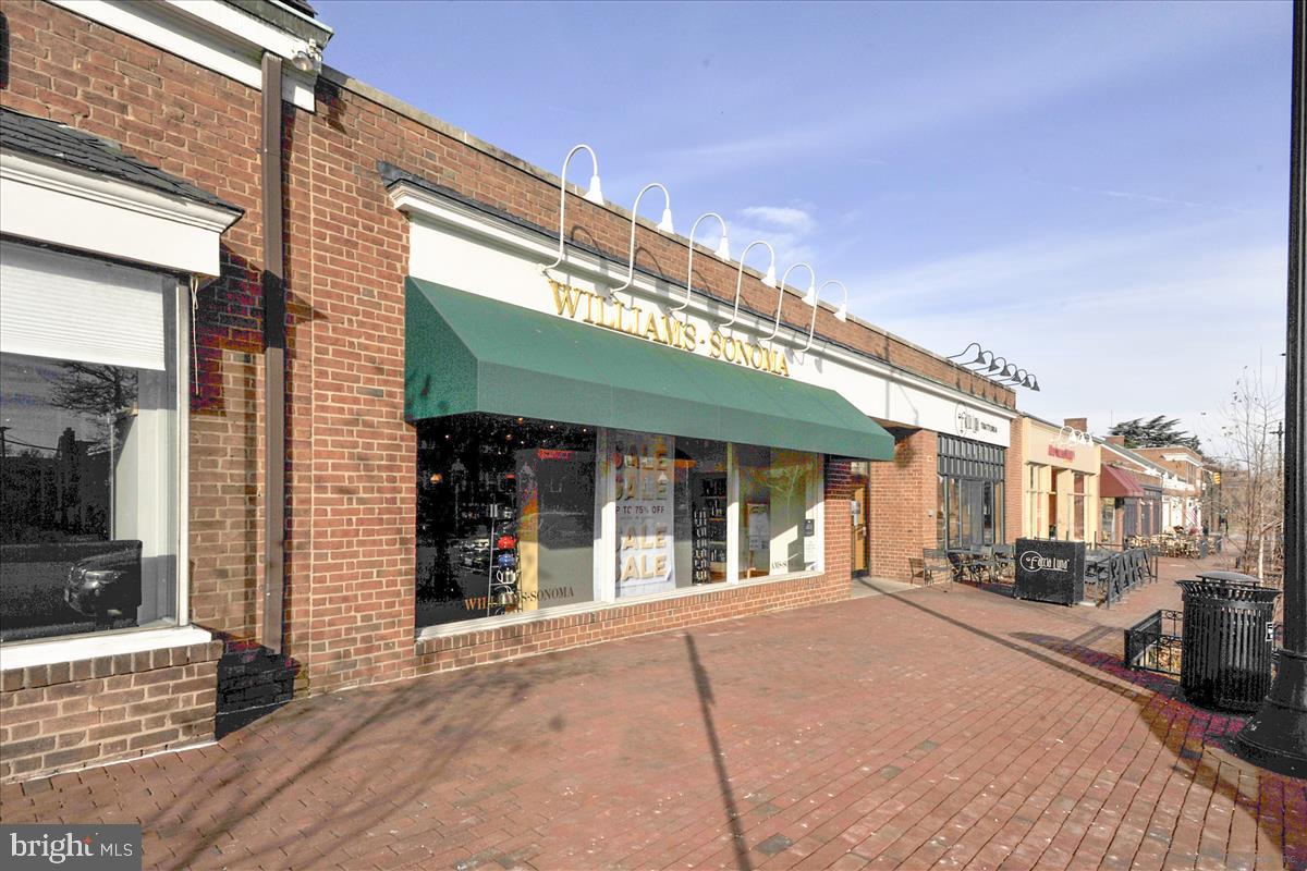 POTOWMACK CROSSING - Residential