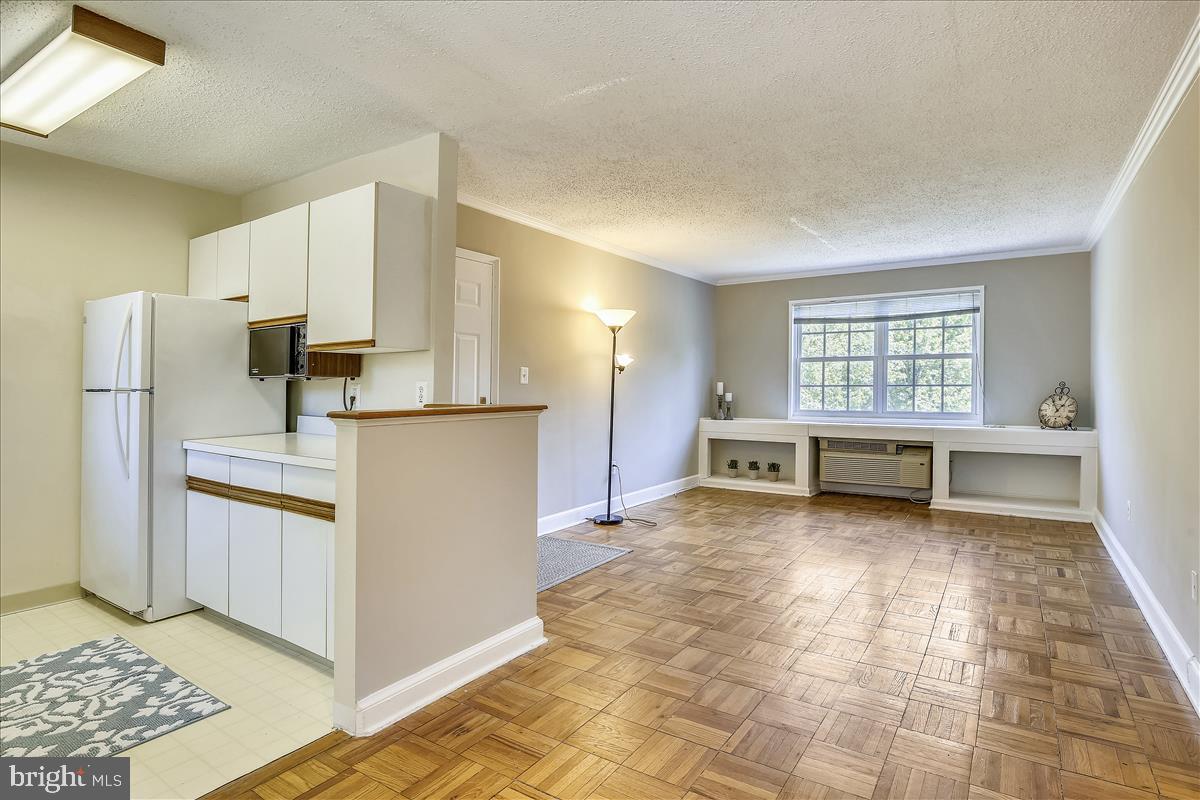 POTOWMACK CROSSING - Residential