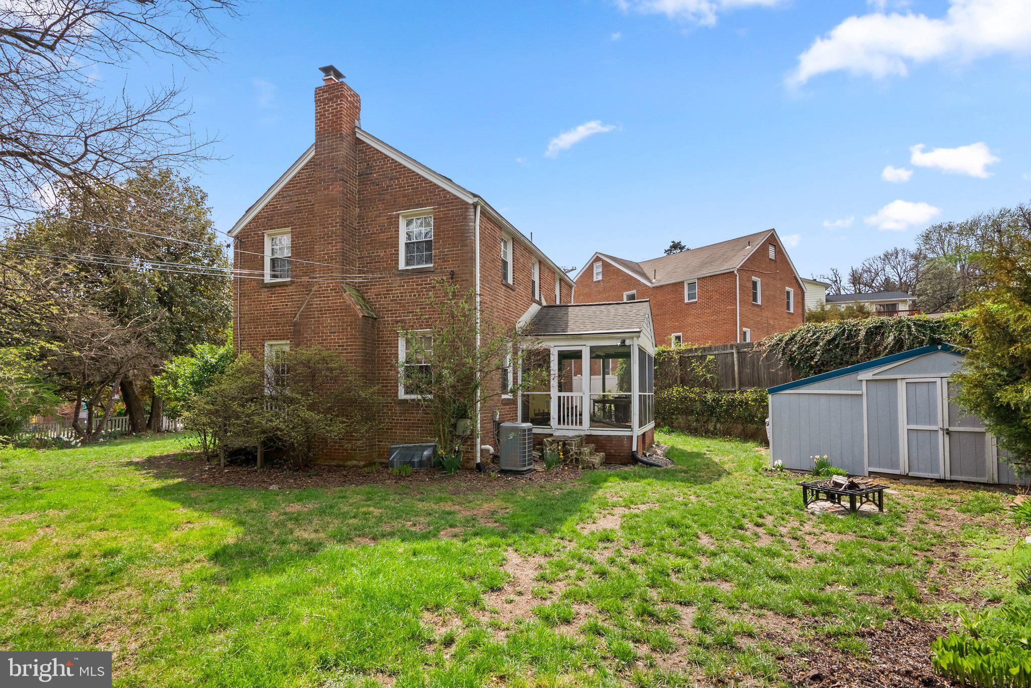 MCKENNEY HILLS - Residential