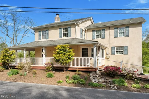 111 Mine Run Road, Schwenksville, PA MLS: PAMC2127554