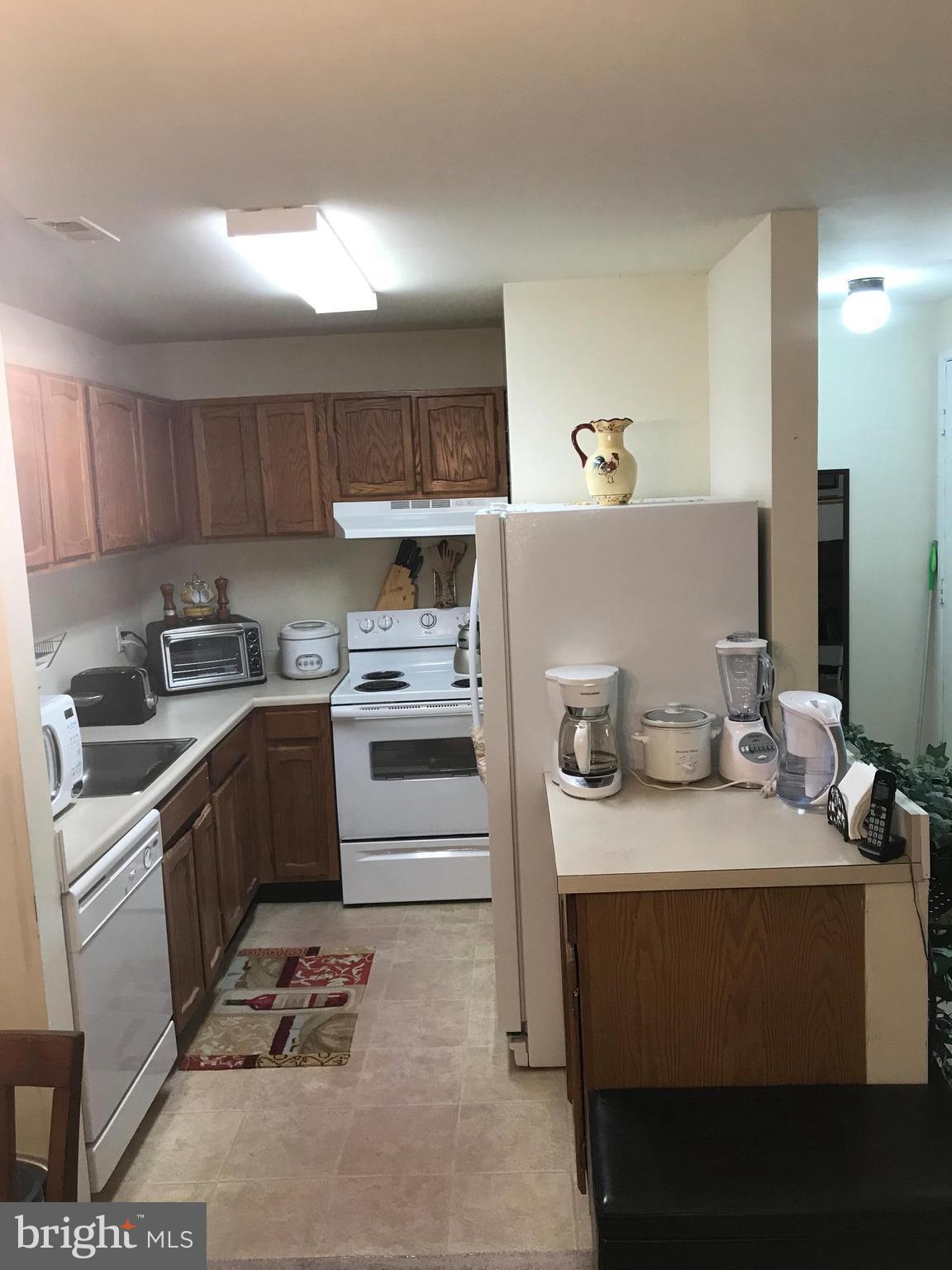 FARMINGDALE - Residential