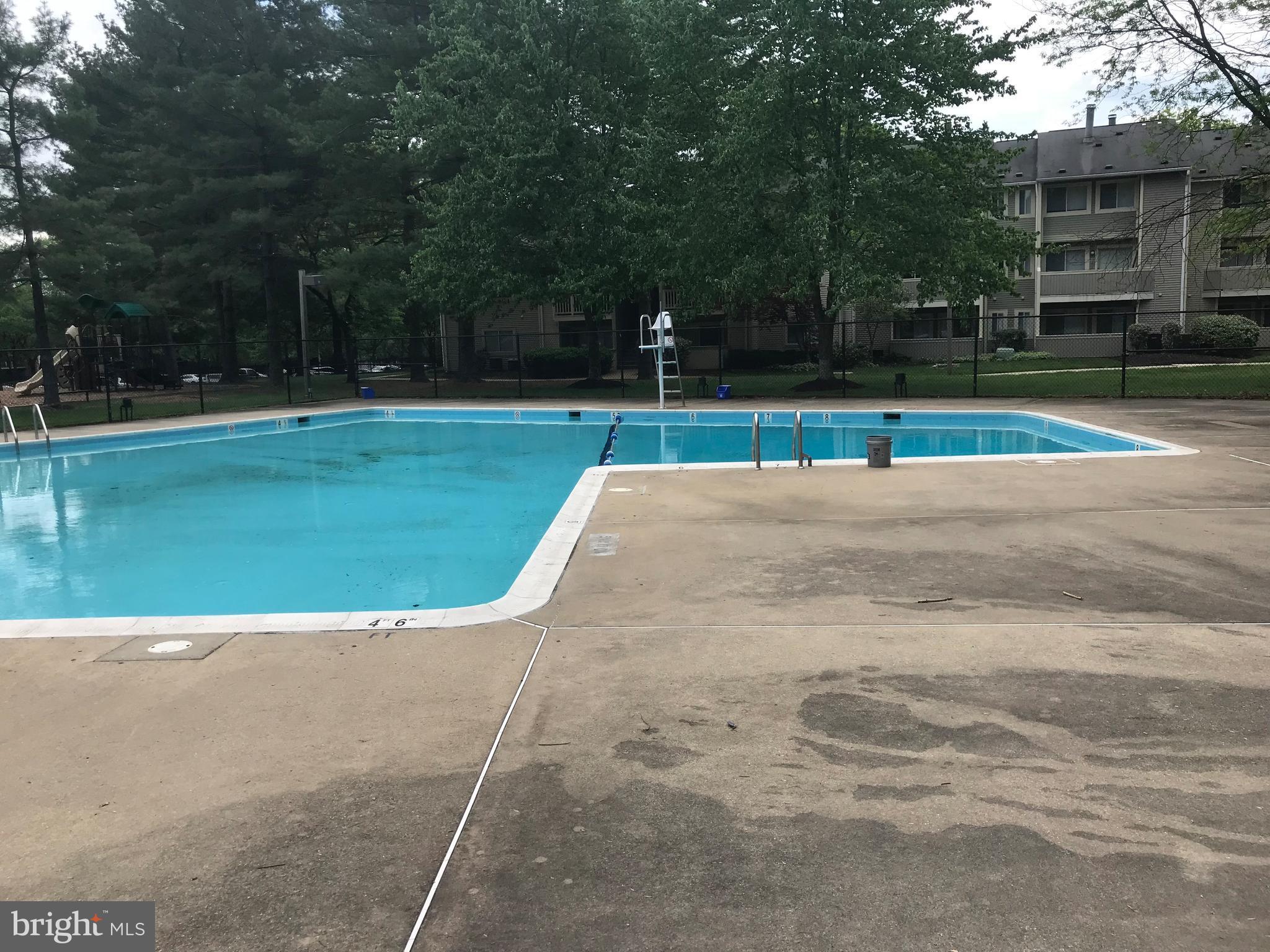 FARMINGDALE - Residential