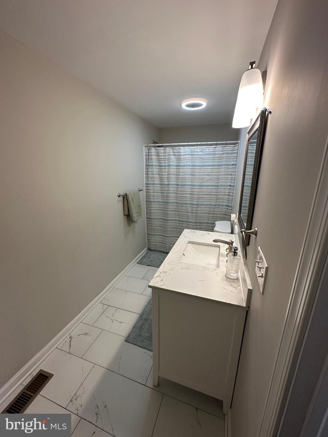 BALTIMORE HIGHLANDS - Residential