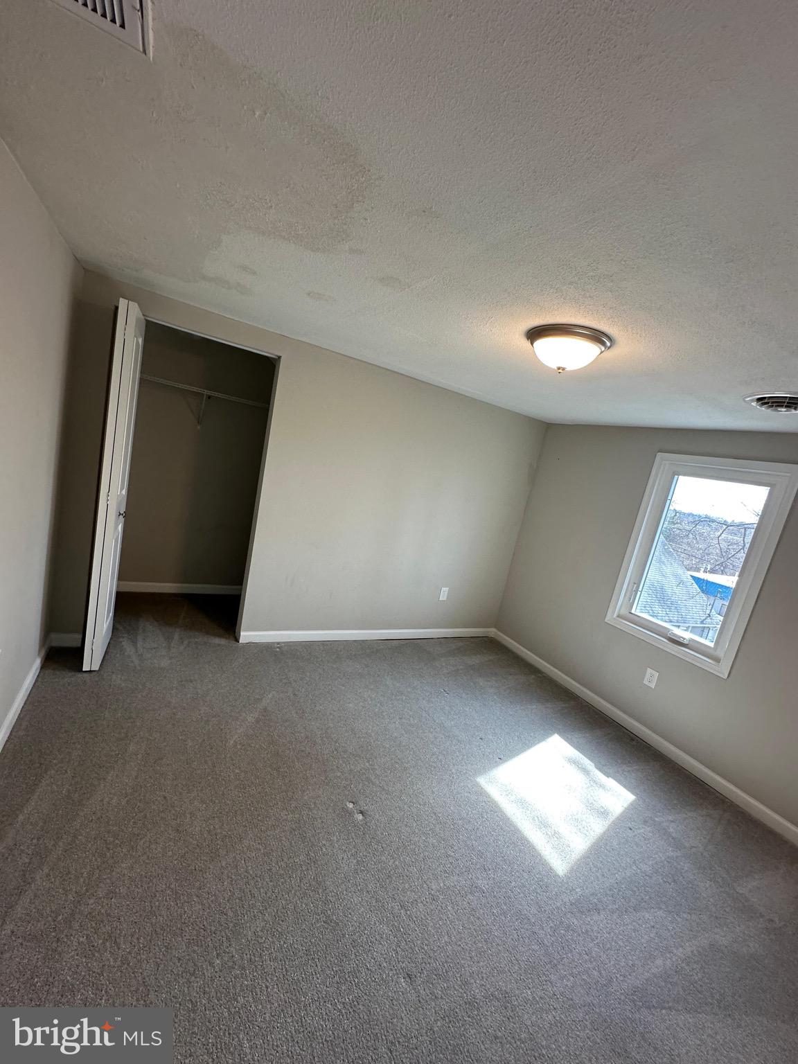 BALTIMORE HIGHLANDS - Residential