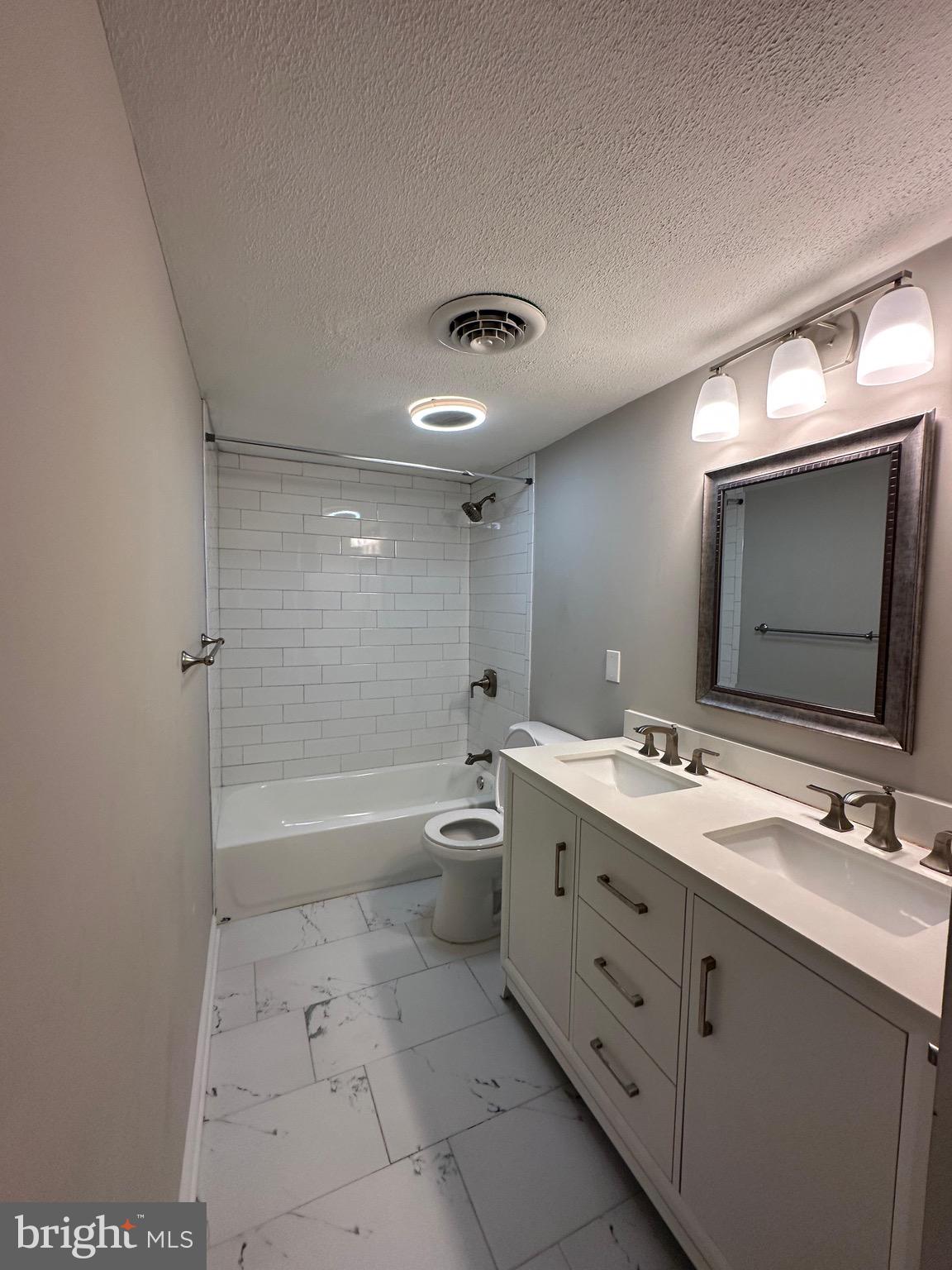 BALTIMORE HIGHLANDS - Residential