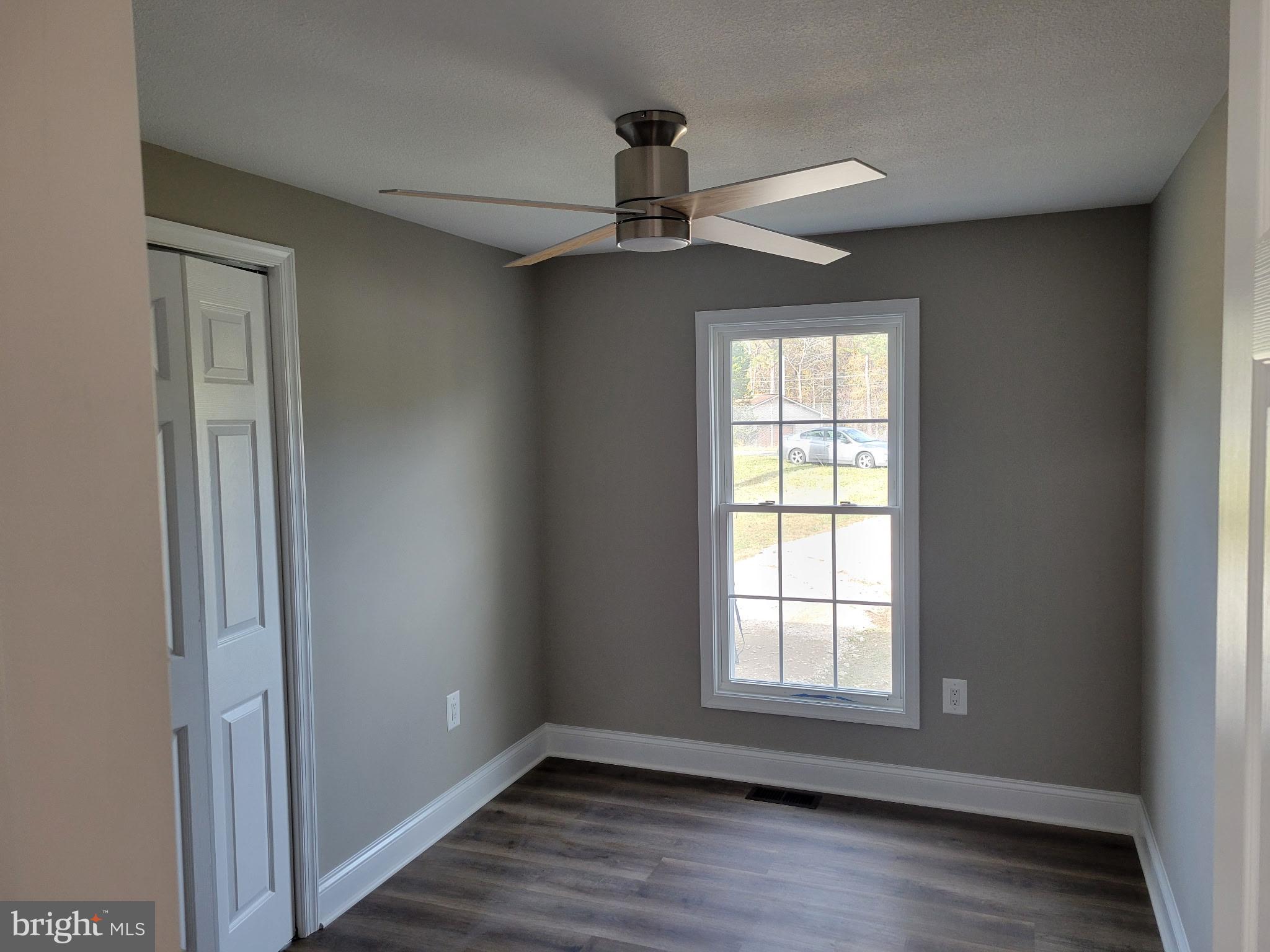 HUGHESVILLE - Residential