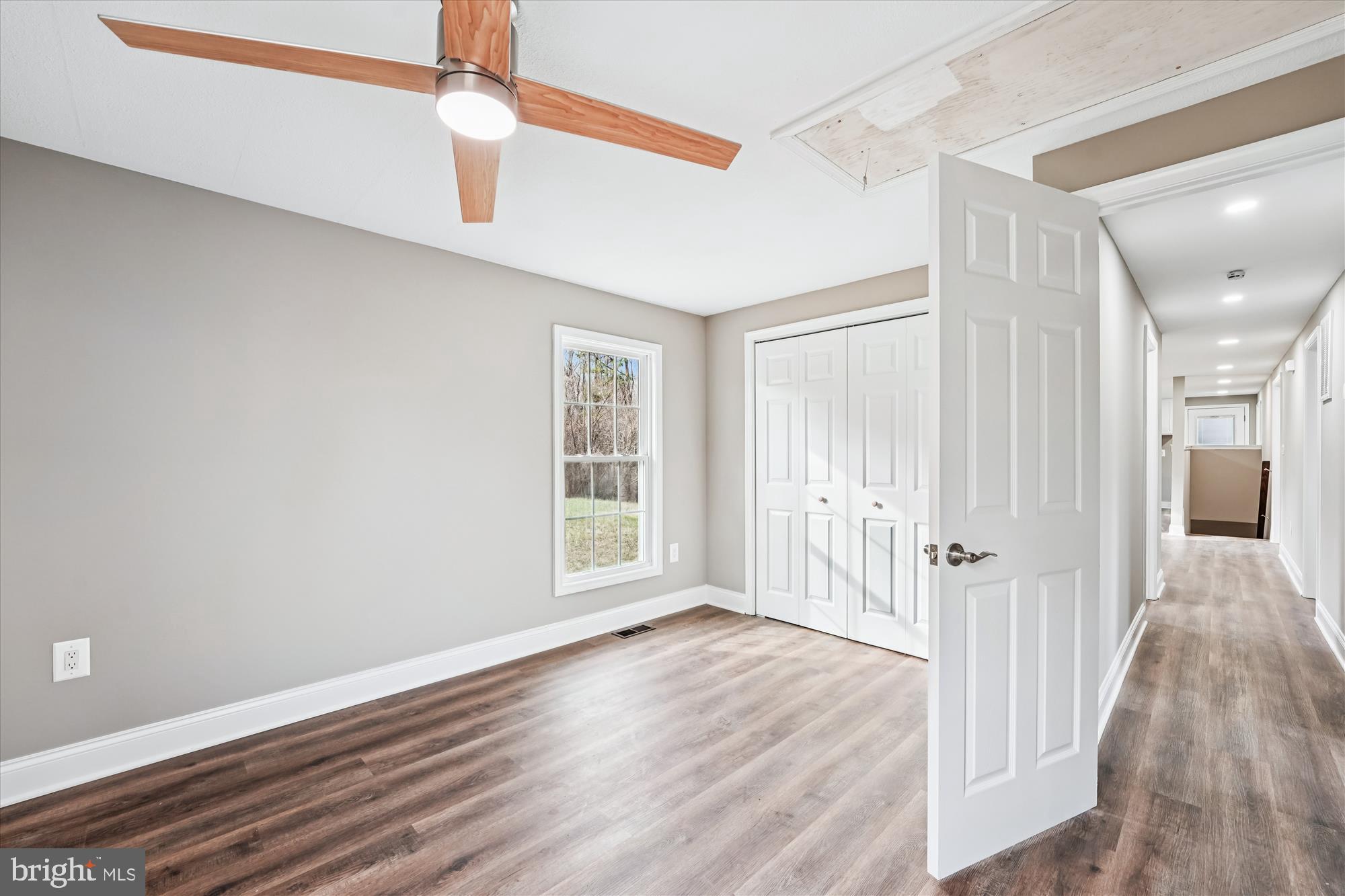 HUGHESVILLE - Residential