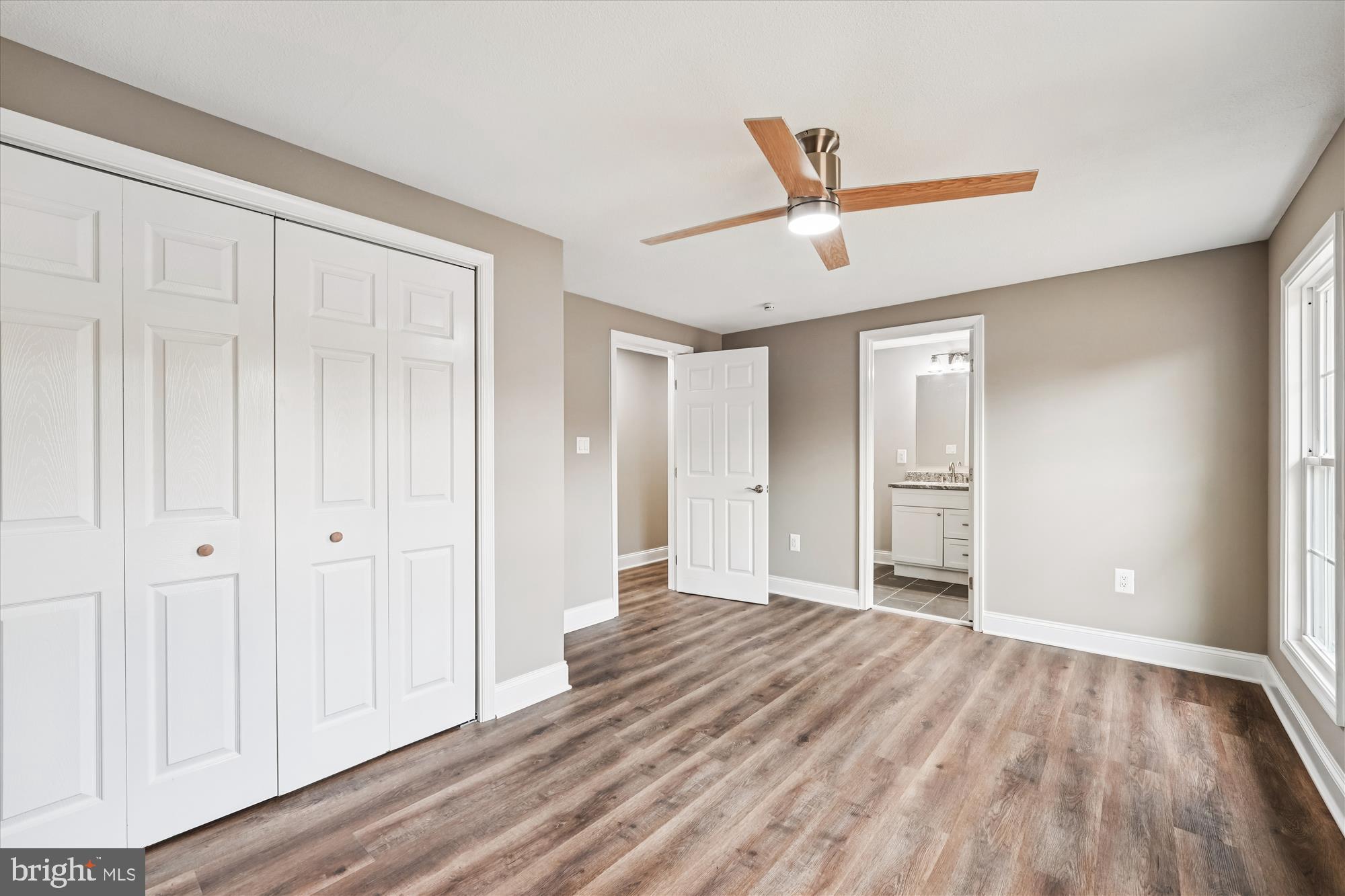 HUGHESVILLE - Residential