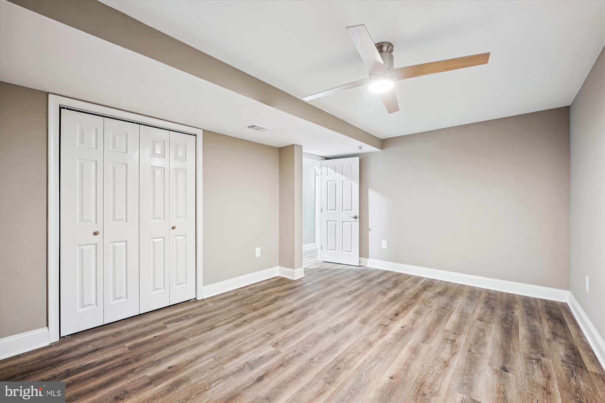 HUGHESVILLE - Residential