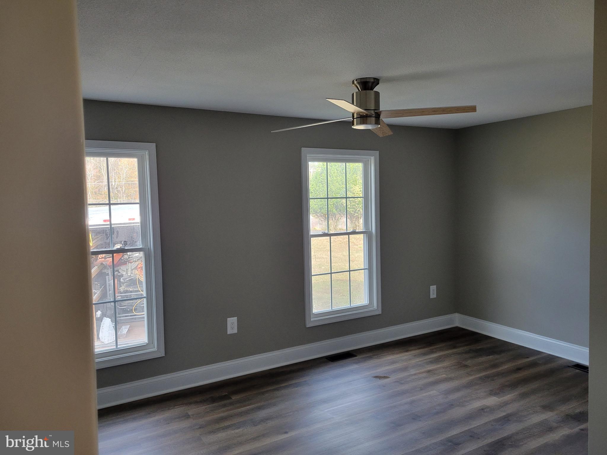 HUGHESVILLE - Residential