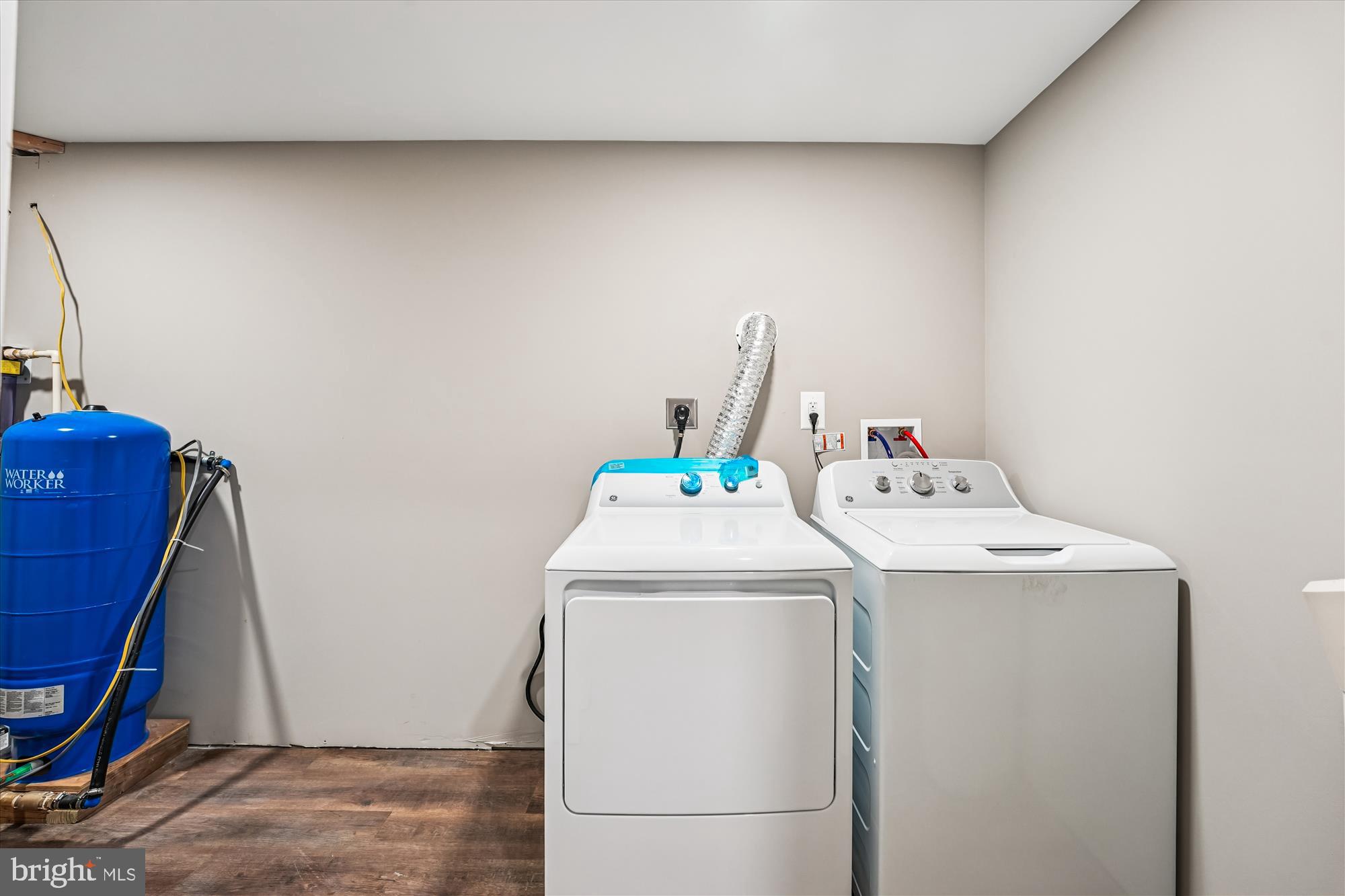 HUGHESVILLE - Residential