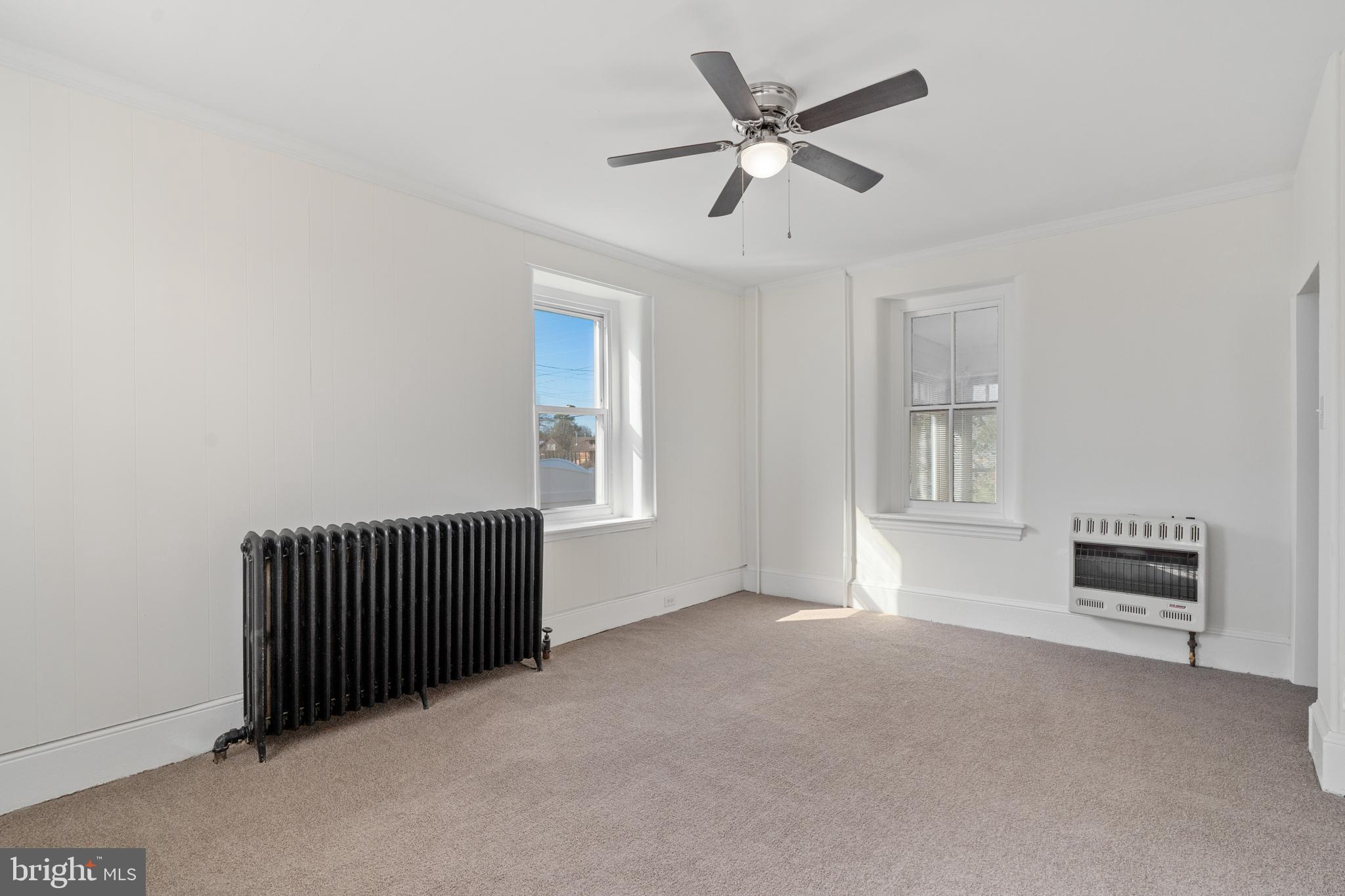 5 S MAPLE AVENUE